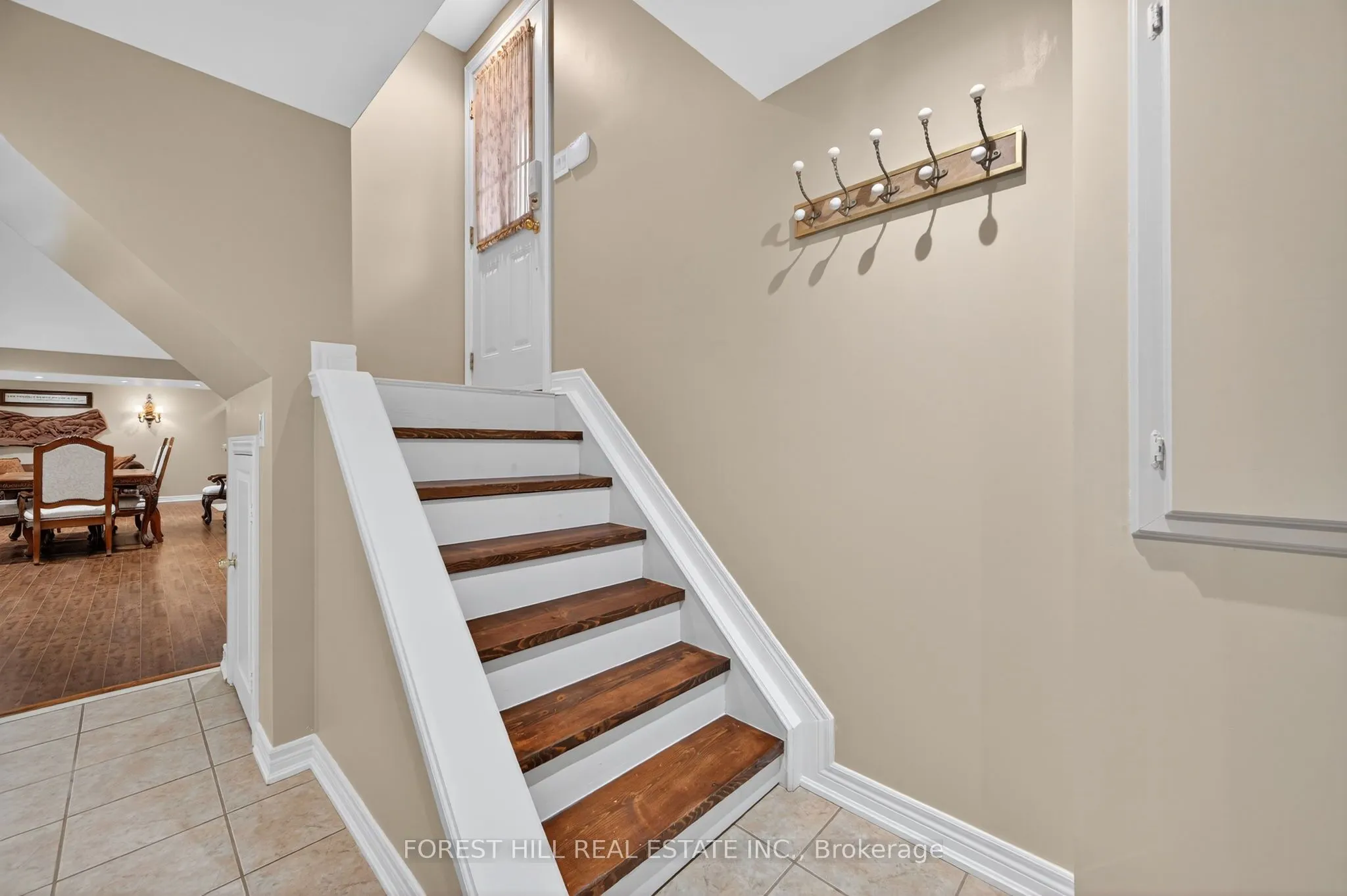 166 Worthington Avenue