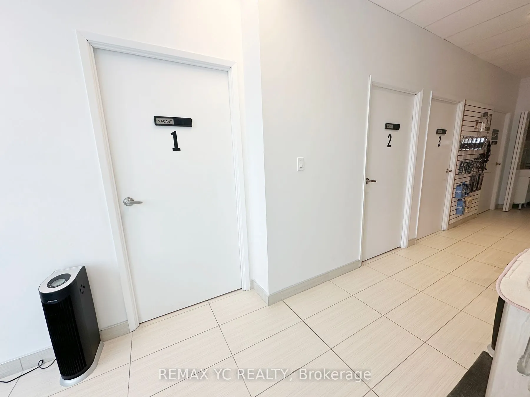 7191 Yonge Street, #307