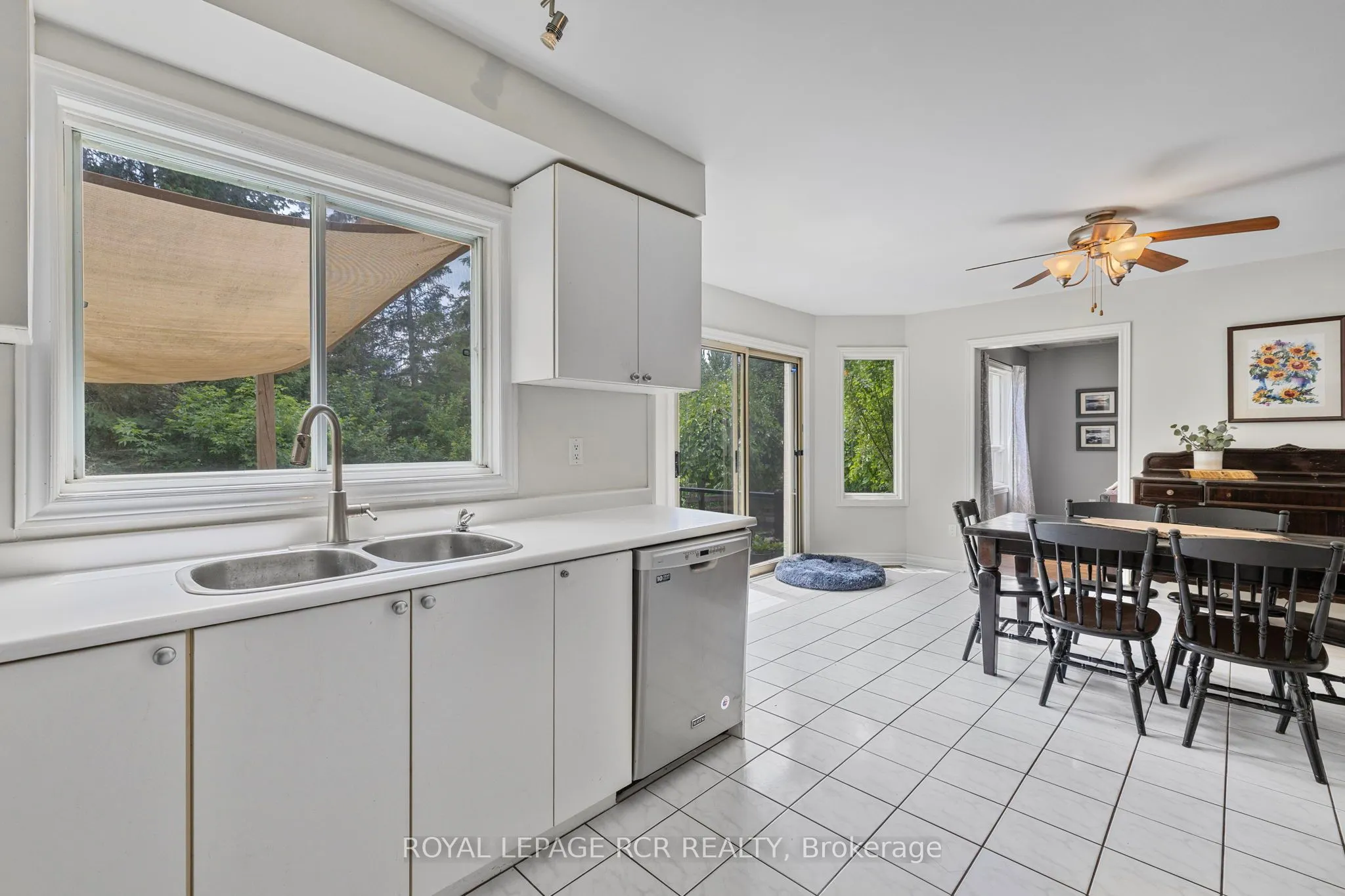 11 Litner Crescent