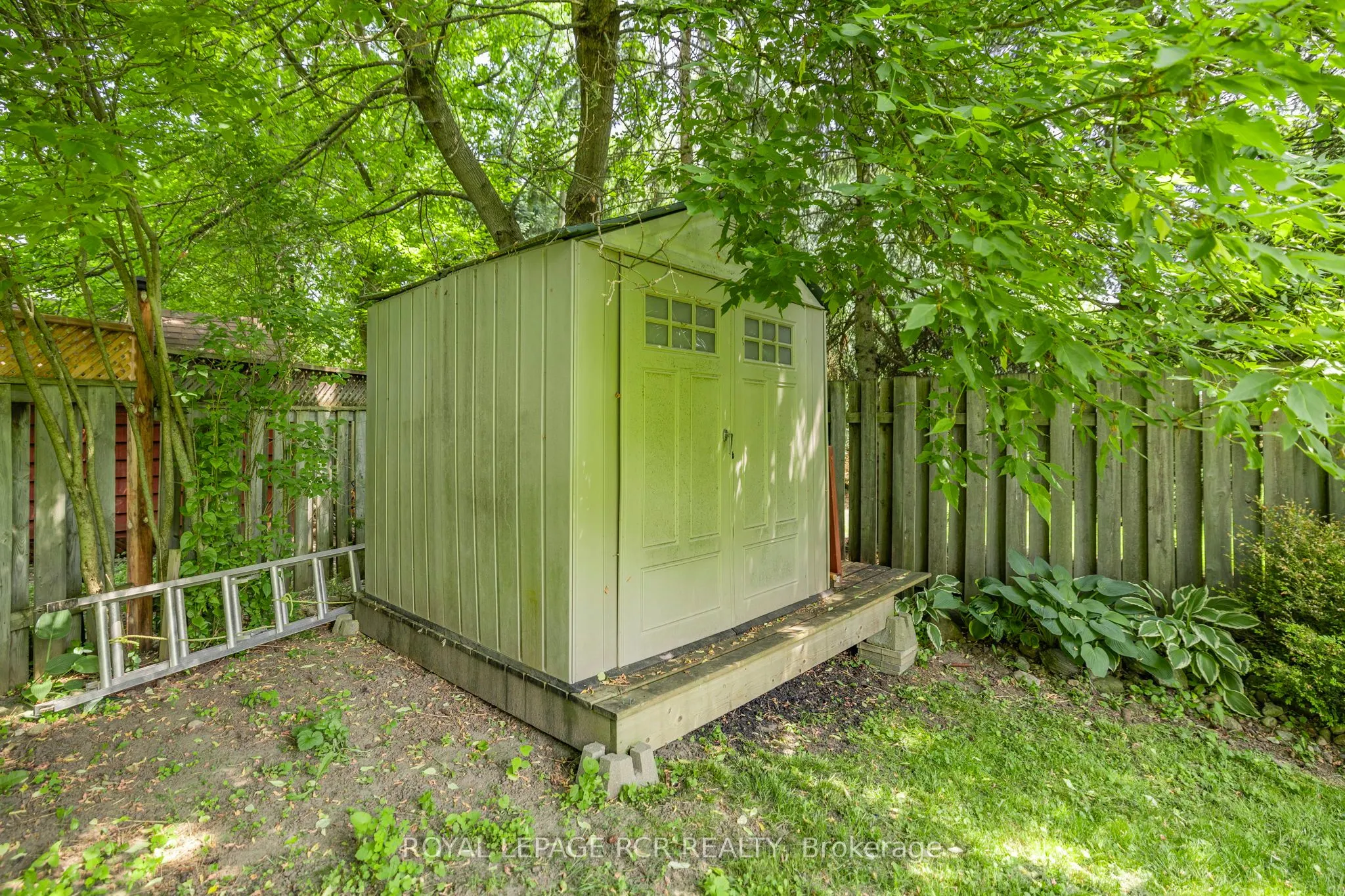11 Litner Crescent