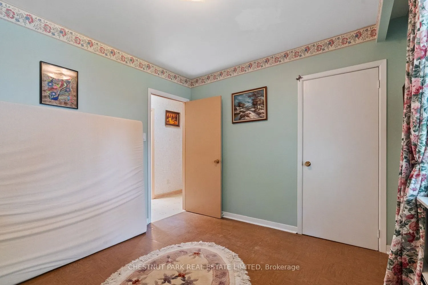 2 Gallacher Avenue