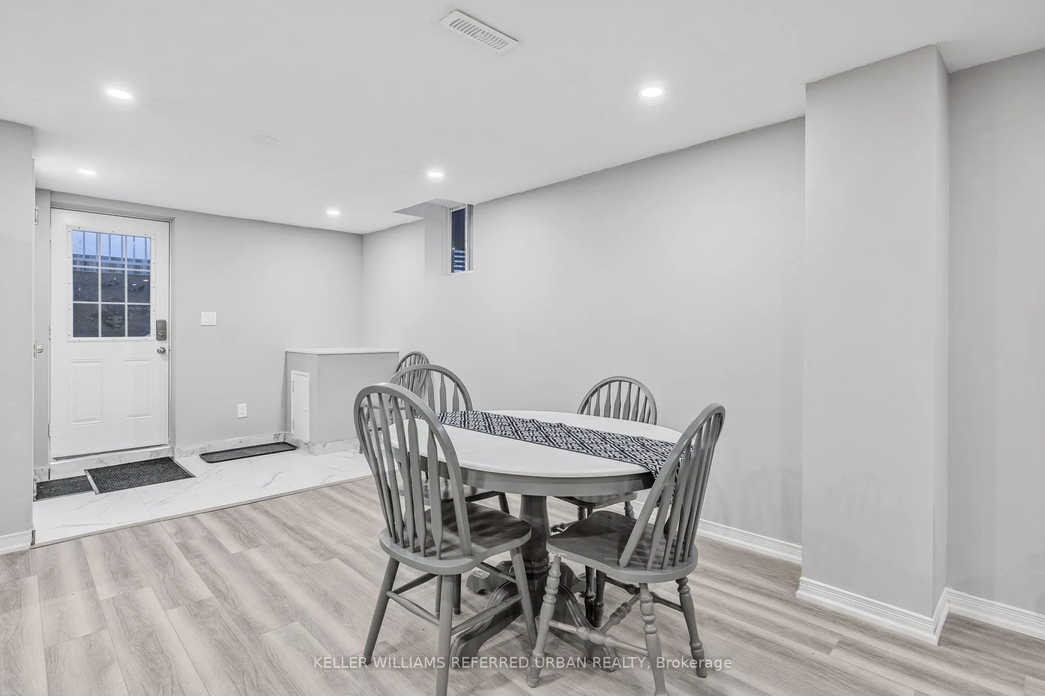 689 Leslie Valley Drive, #BSMT