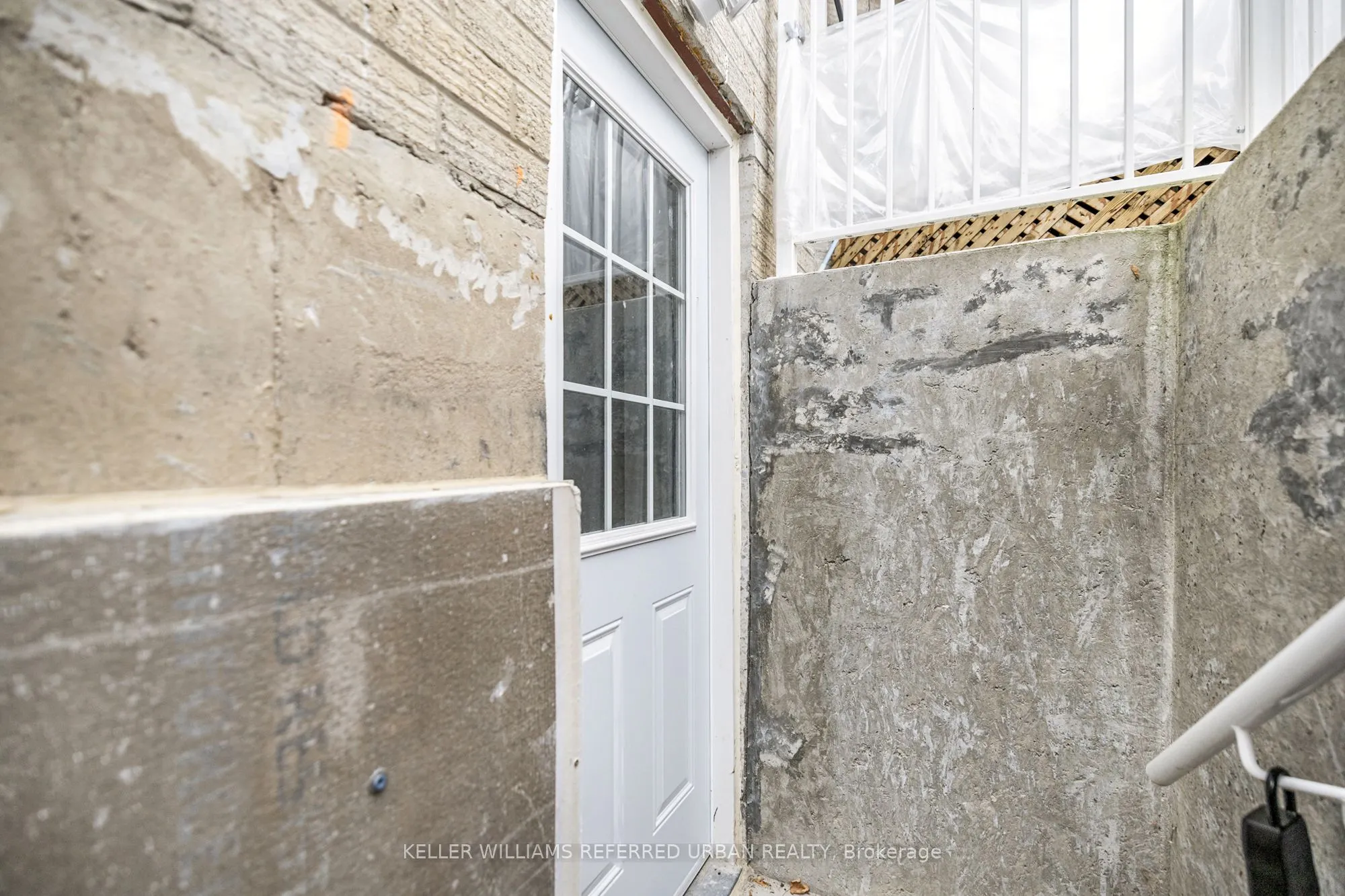 689 Leslie Valley Drive, #BSMT