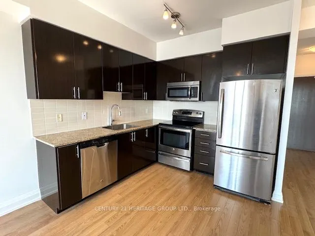 7161 Yonge Street, #718