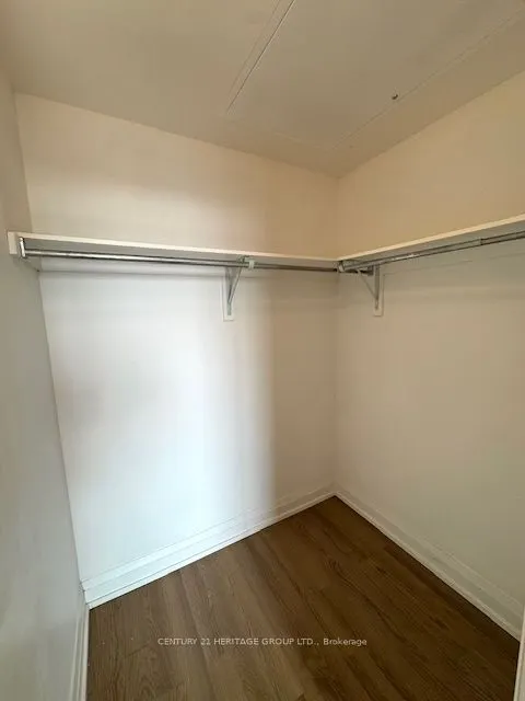 7161 Yonge Street, #718