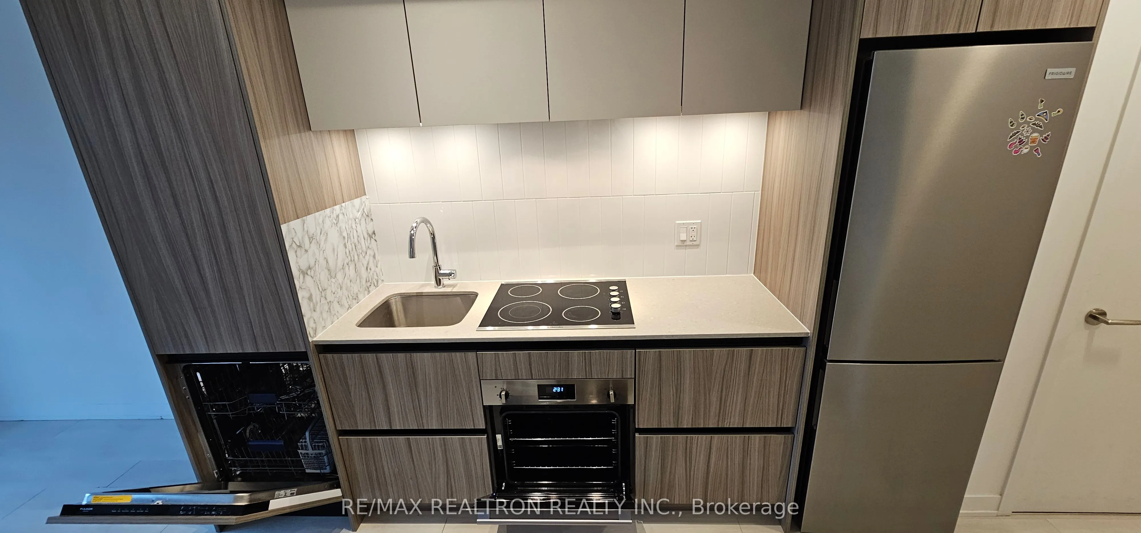 7950 Bathurst Street, #432