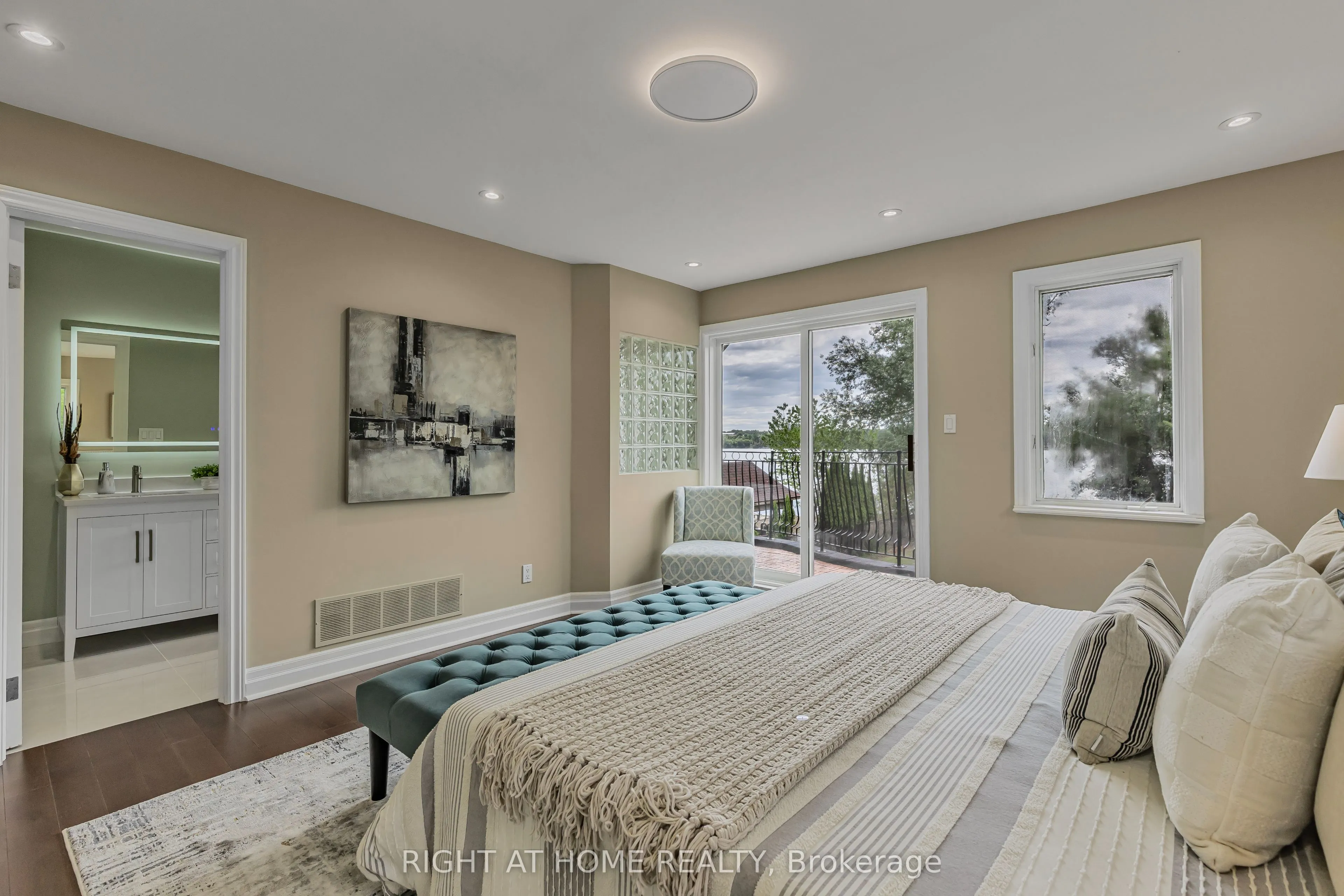 429 North Lake Road