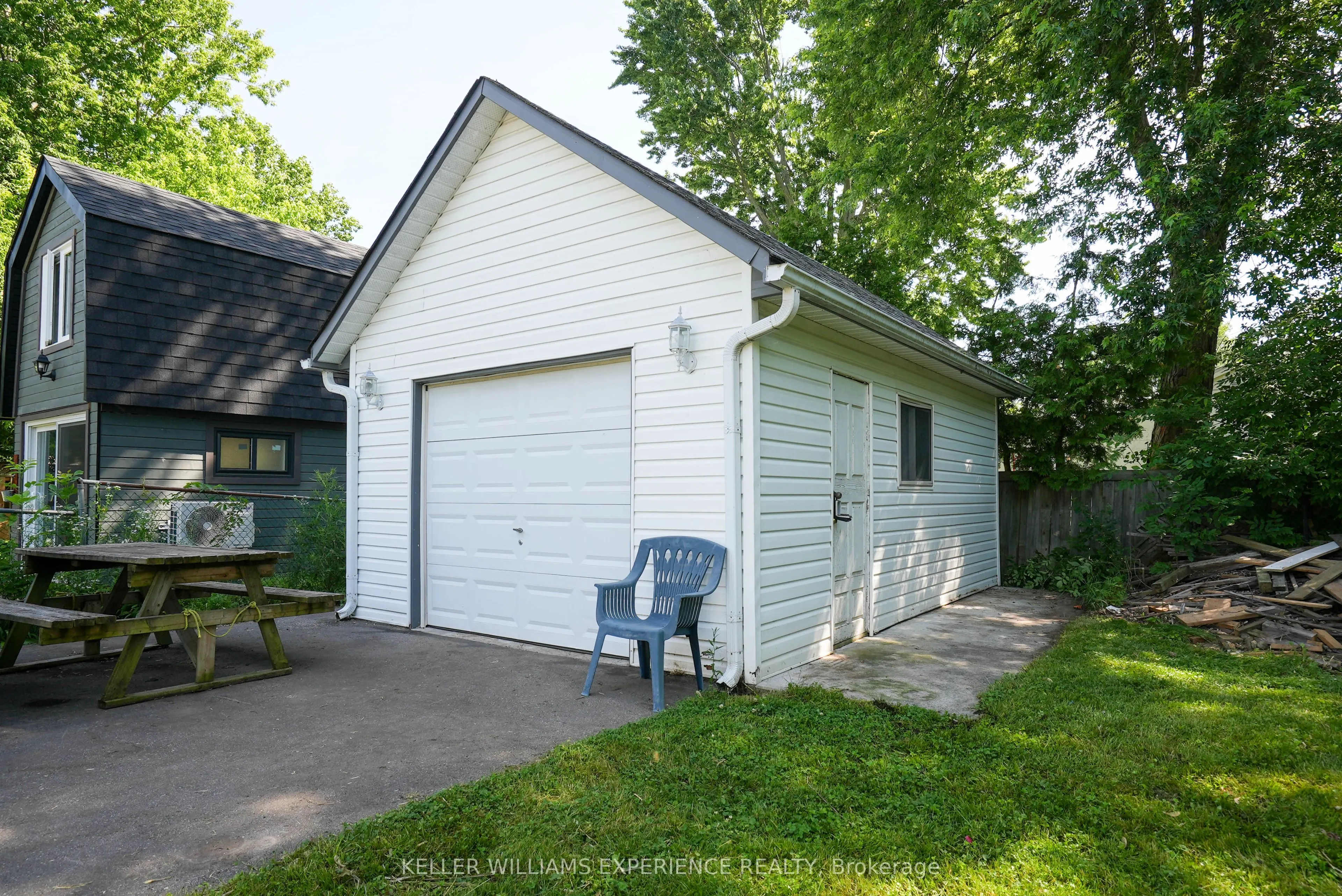 767 Sedore Avenue