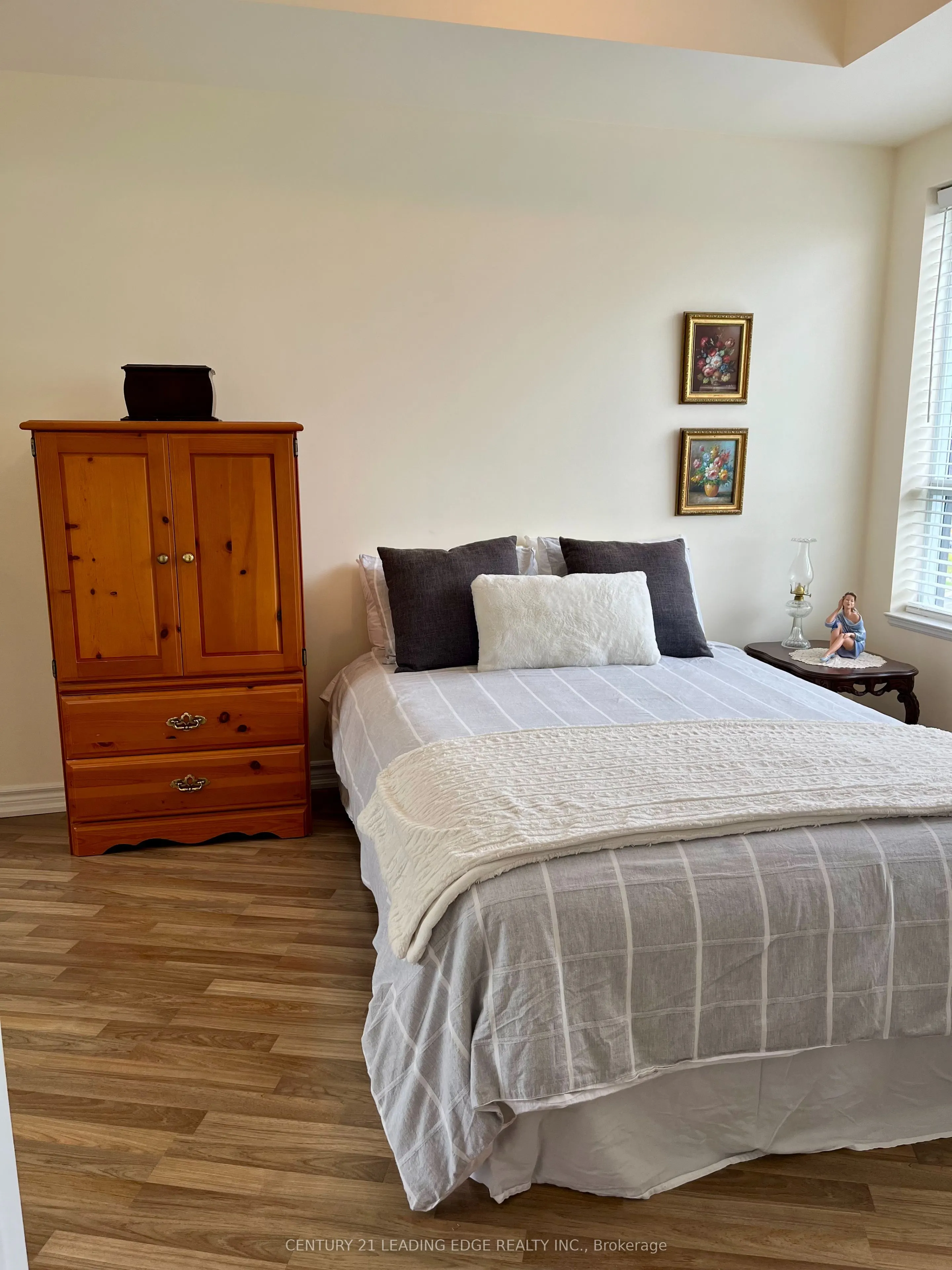 9225 Jane Street, #708