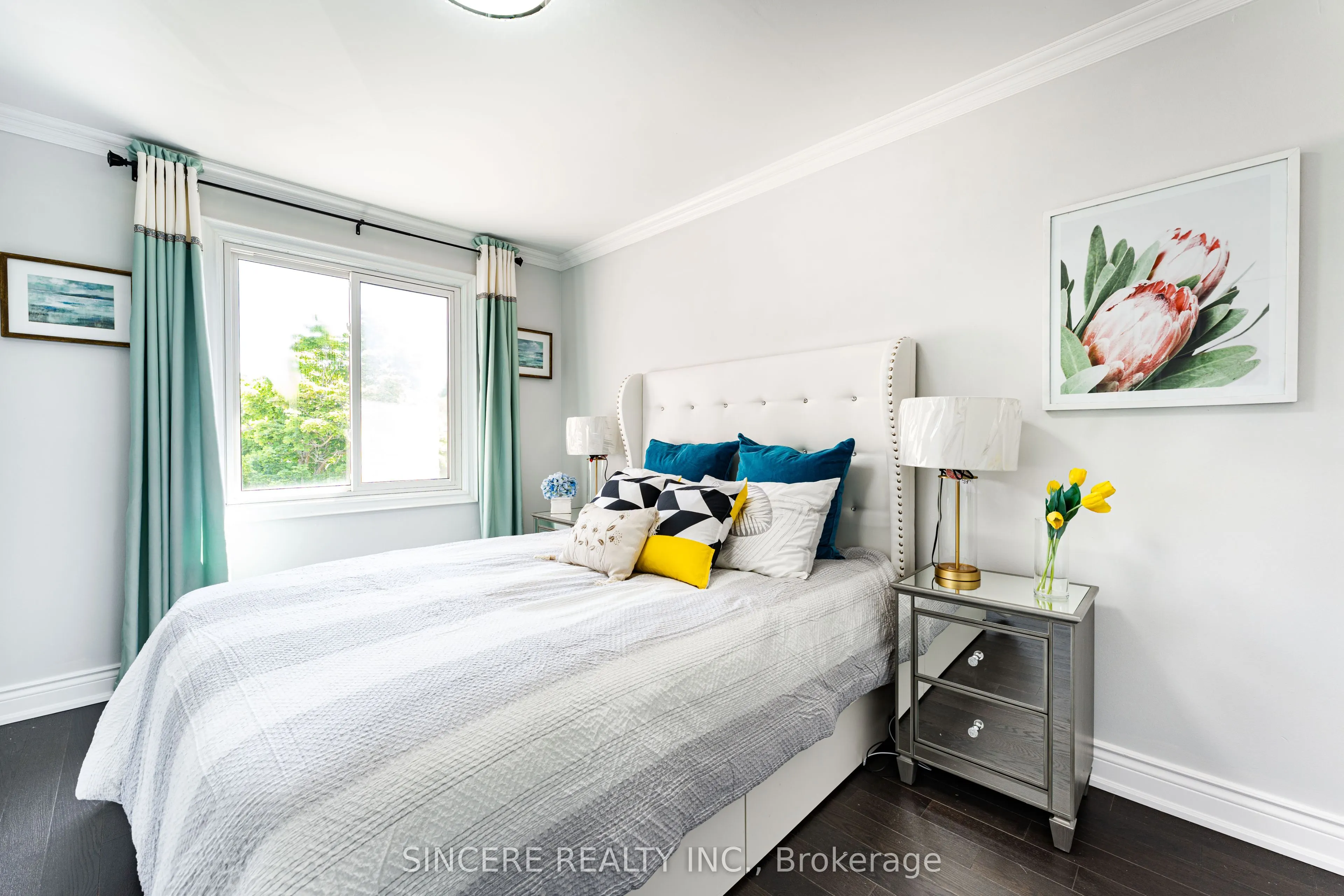 8 Greenbelt Crescent