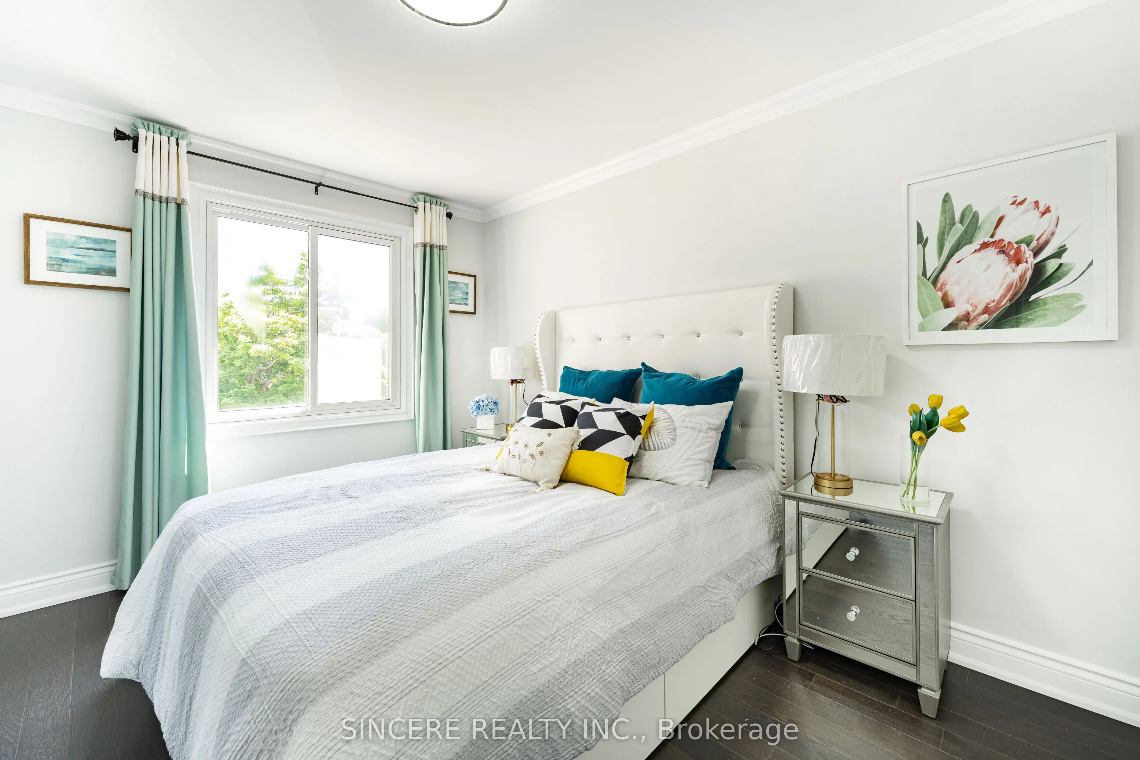 8 Greenbelt Crescent