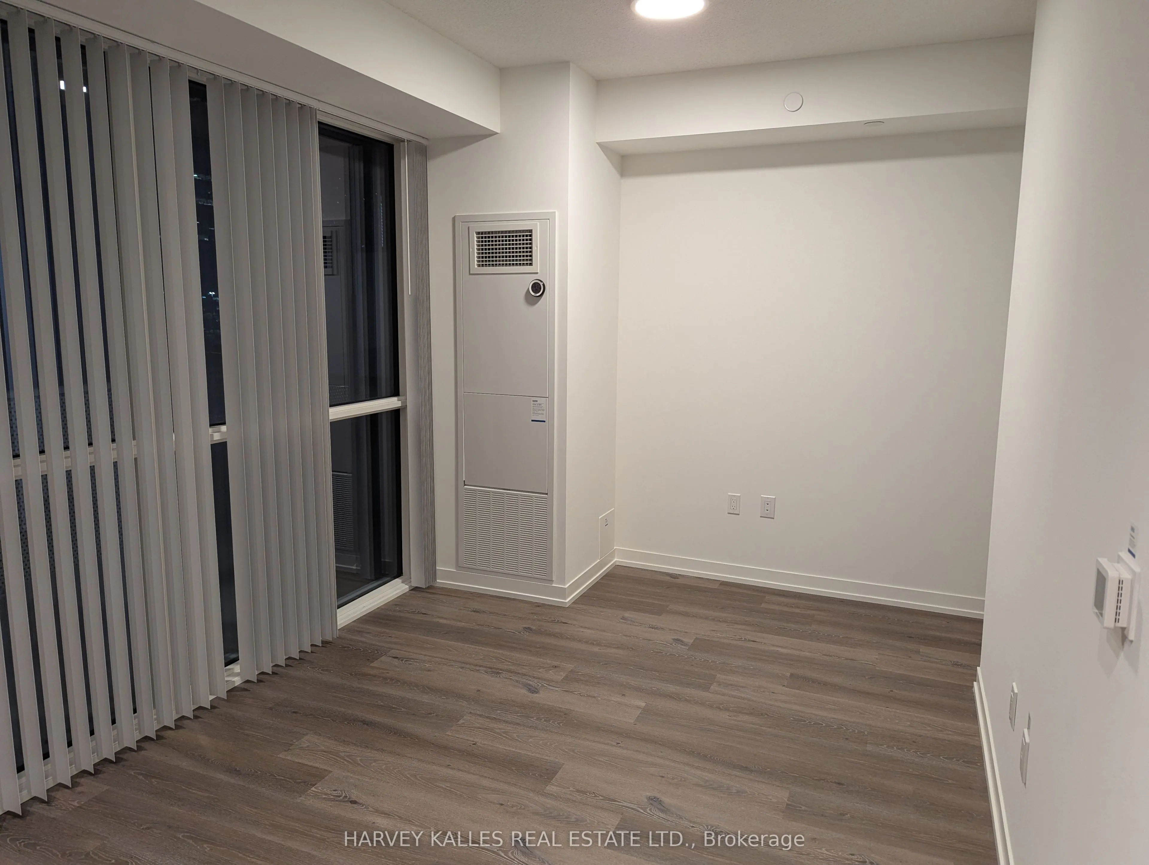28 Interchange Way, #507