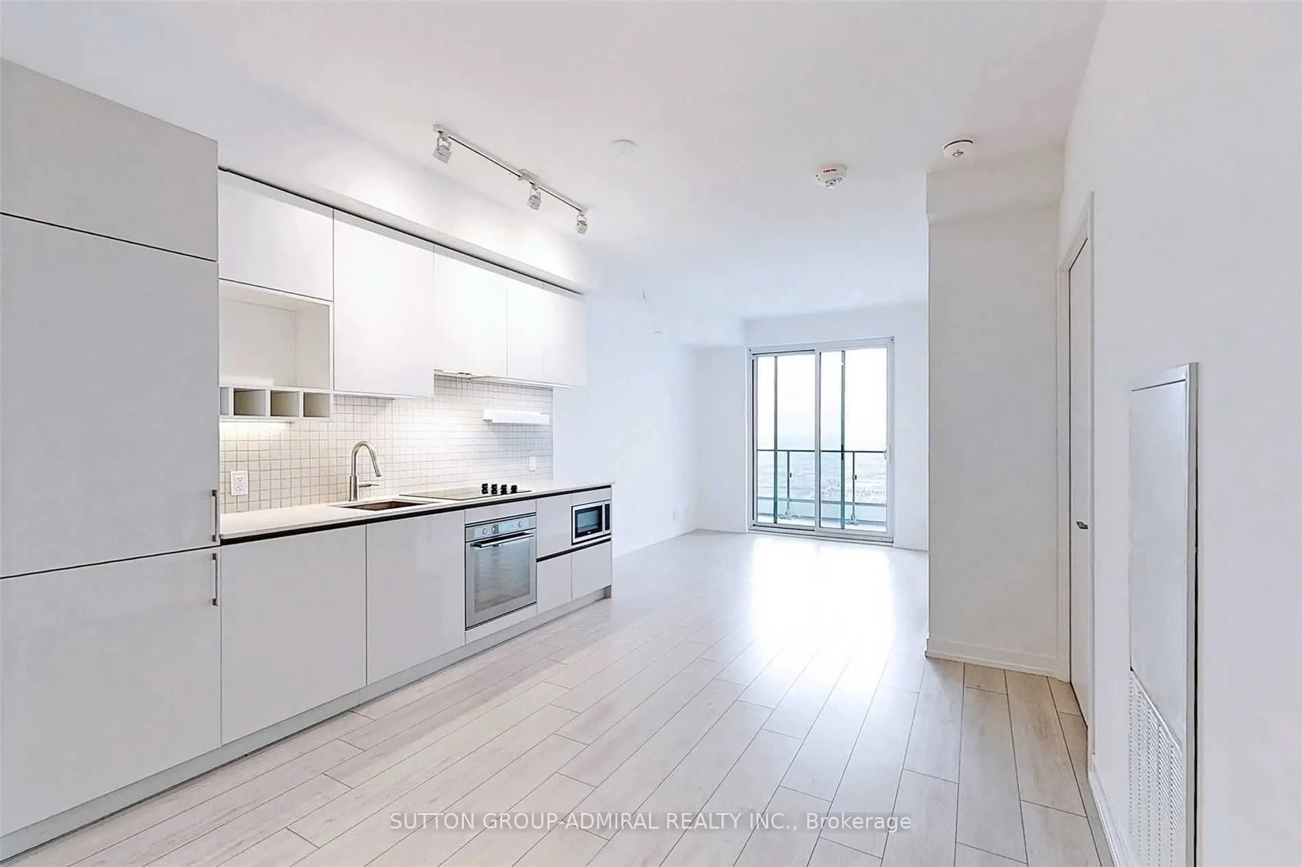 950 Portage Parkway, #6001