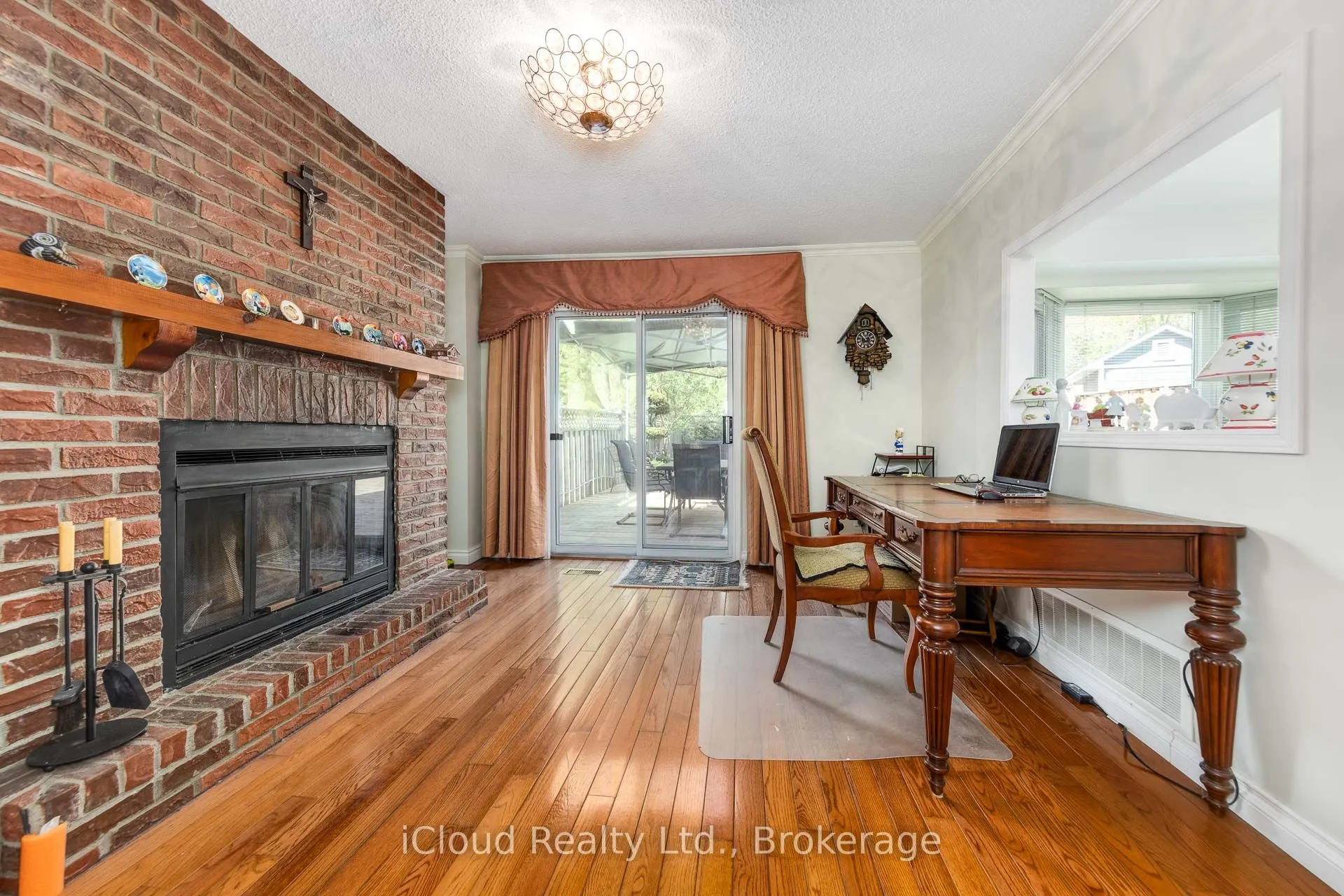 92 Rosebury Lane