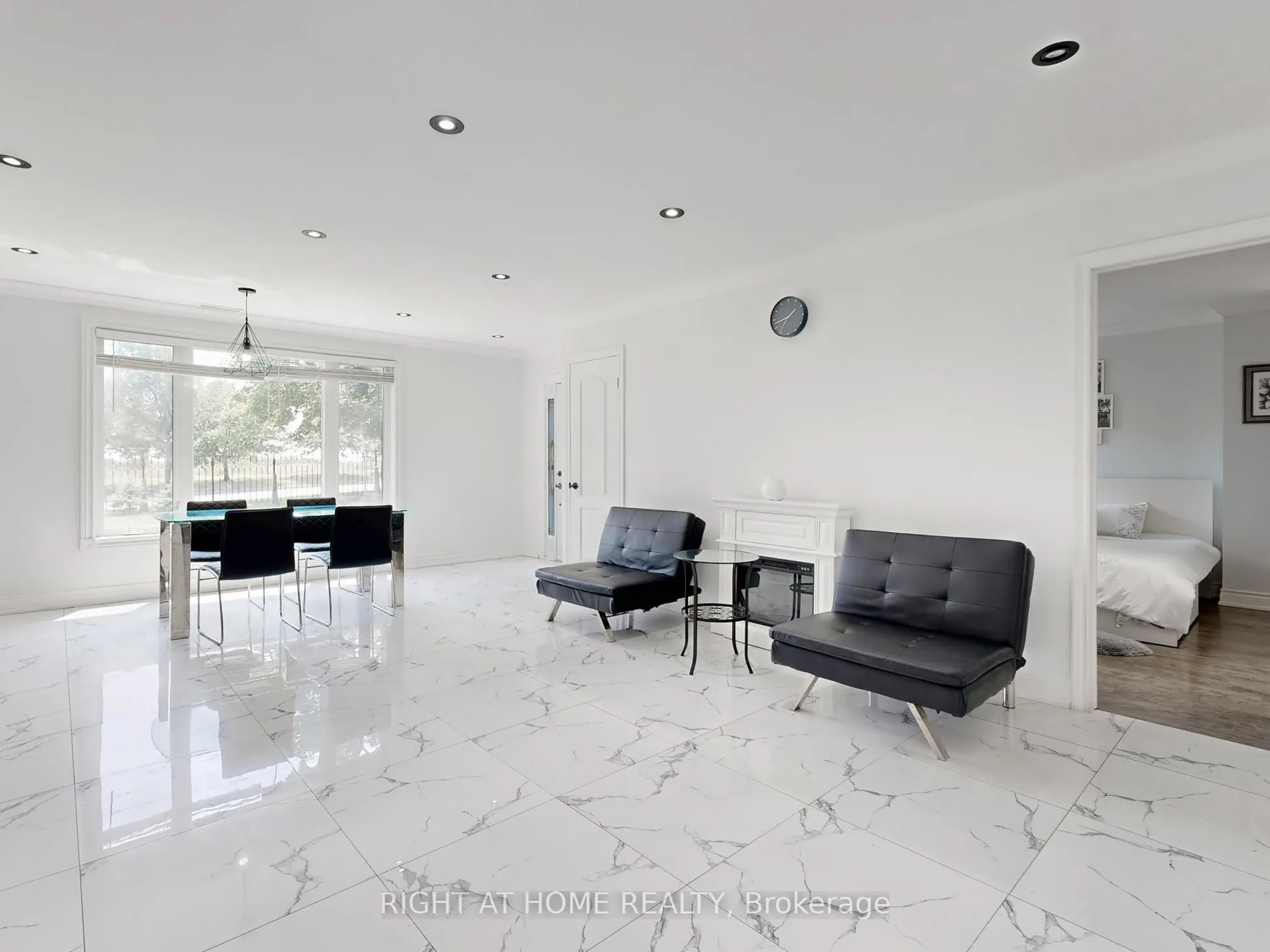 174 LANGSTAFF Road