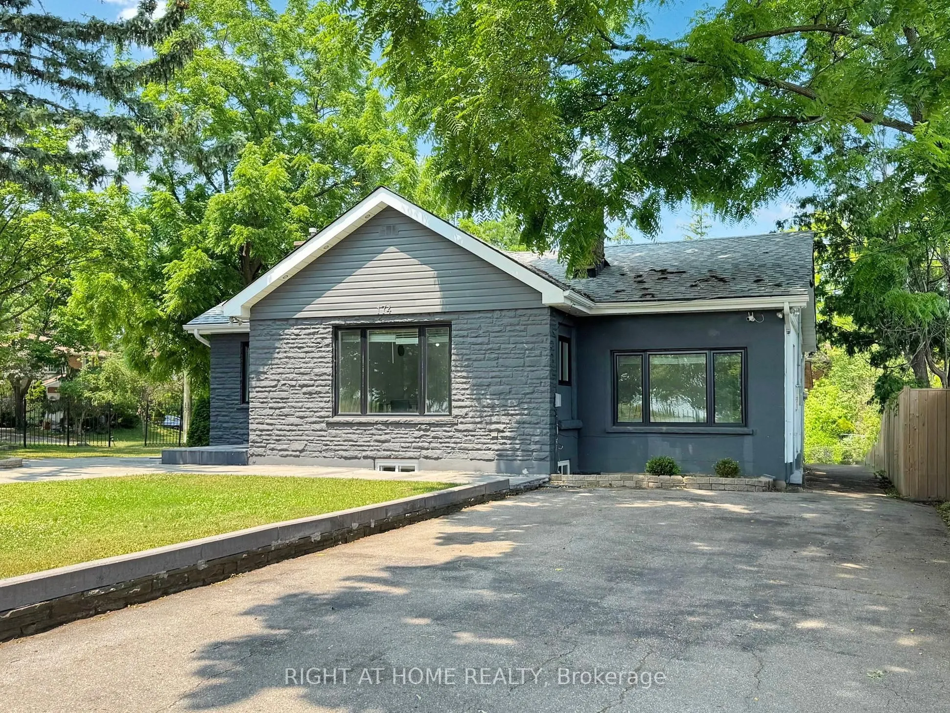 174 LANGSTAFF Road