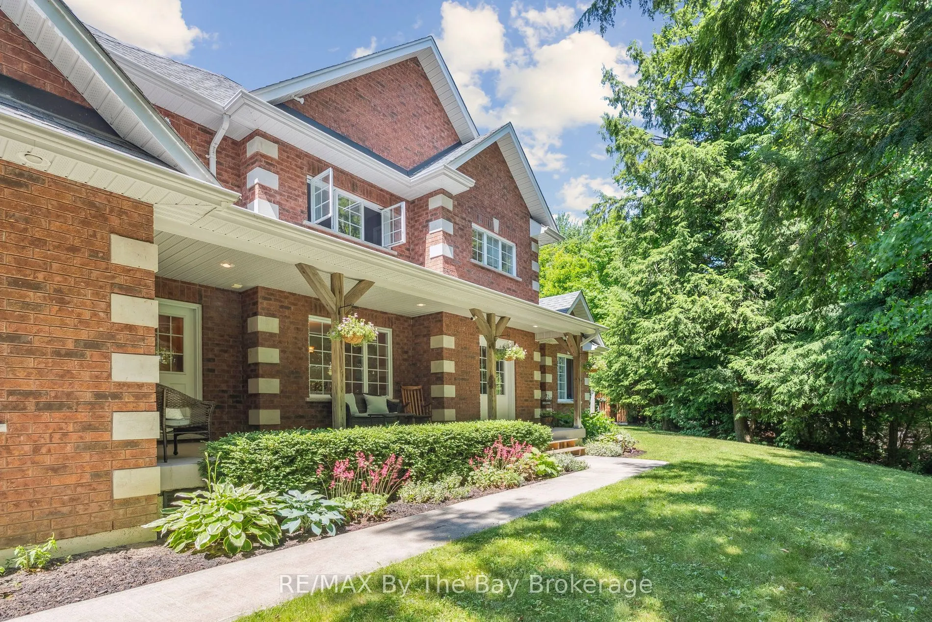 19 Gillespie Trail SE