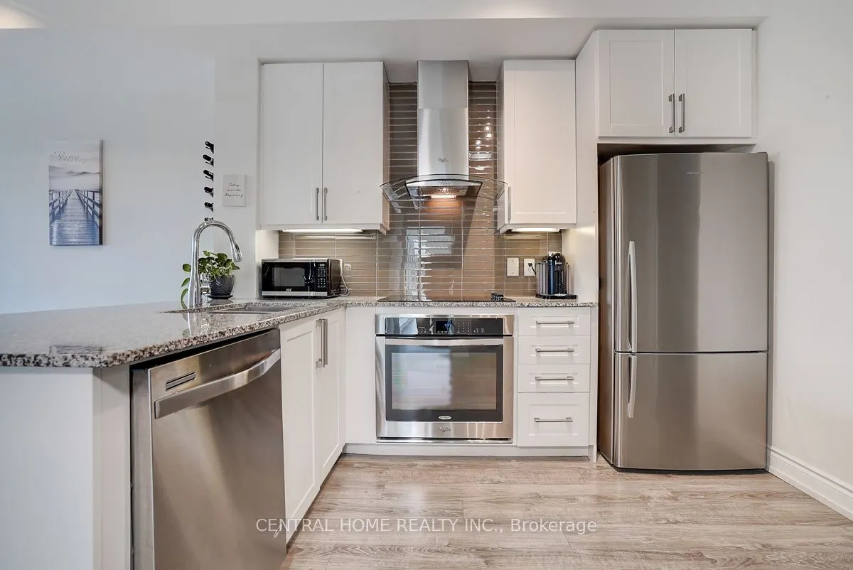 9608 Yonge Street, #911A