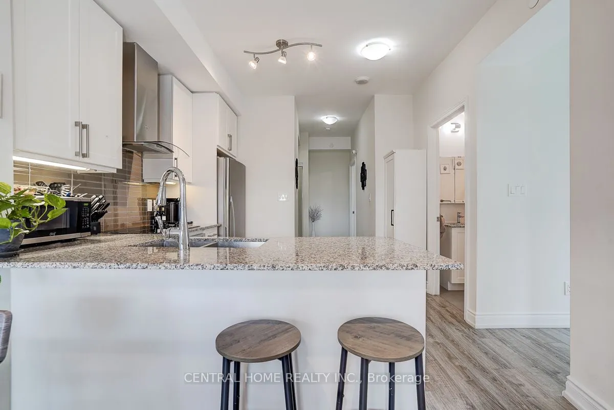 9608 Yonge Street, #911A