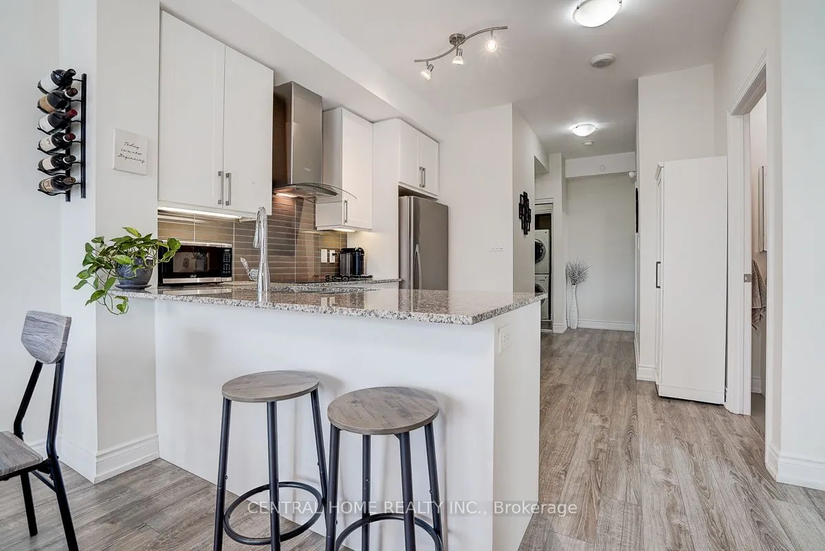 9608 Yonge Street, #911A
