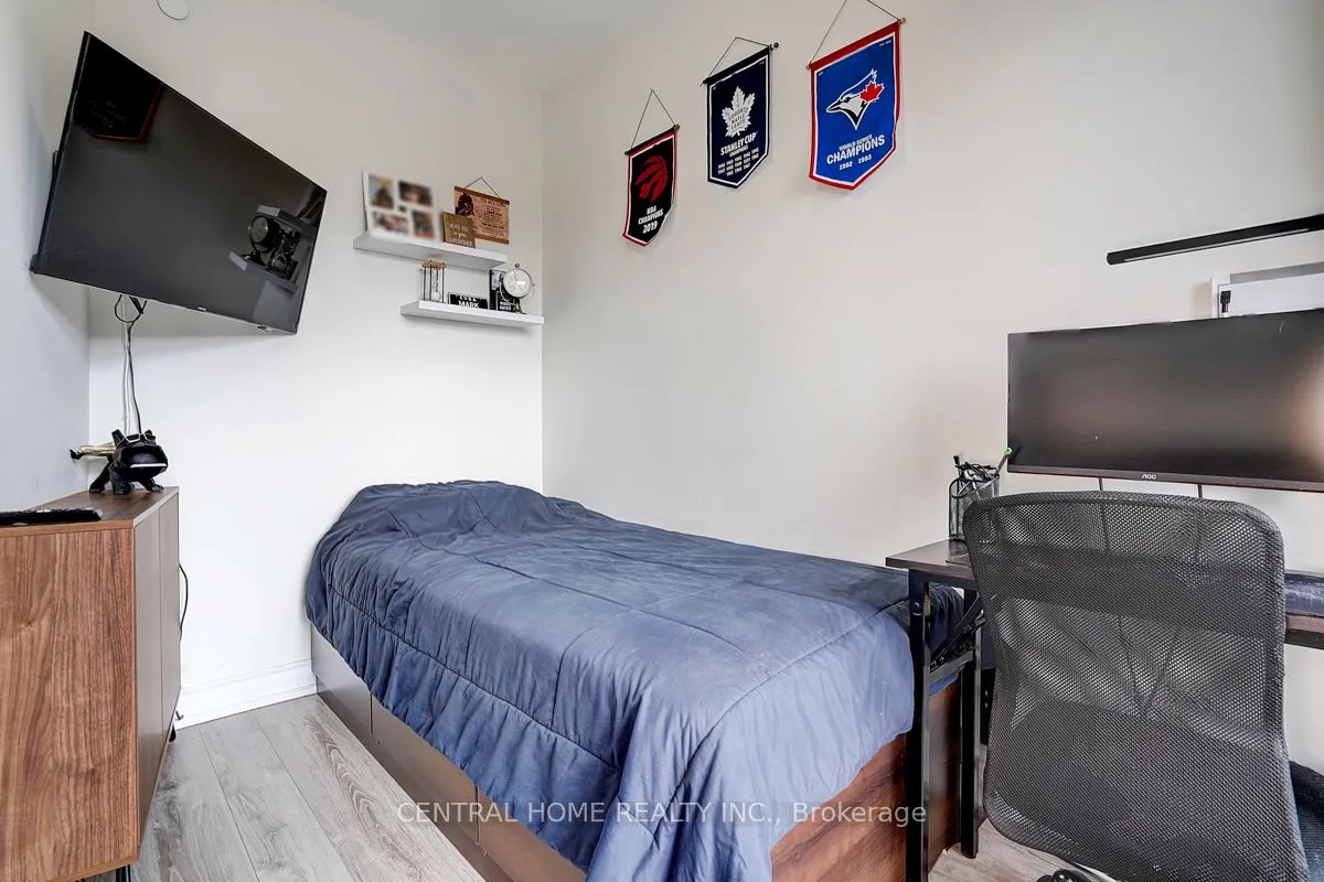 9608 Yonge Street, #911A