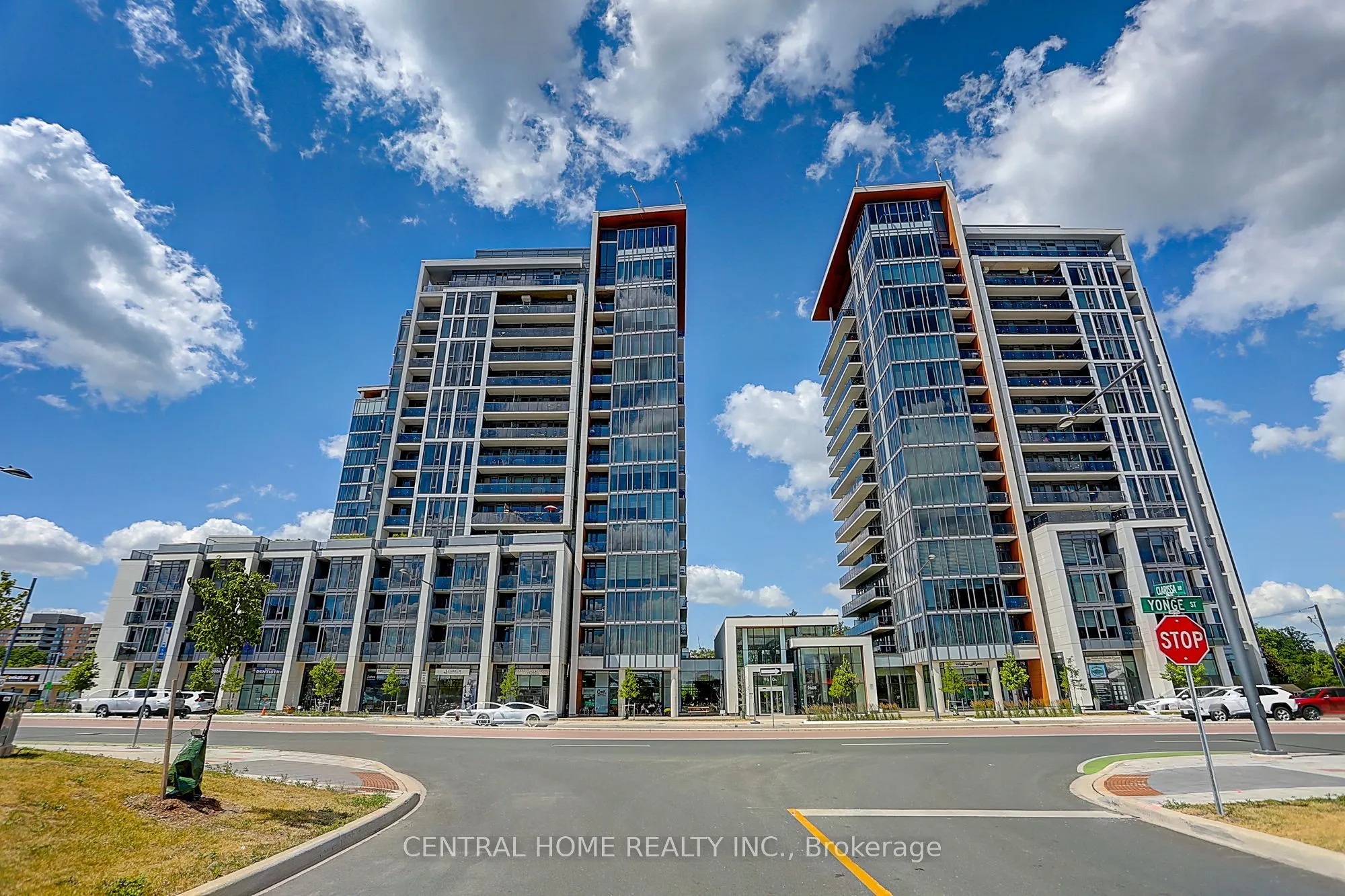 9608 Yonge Street, #911A