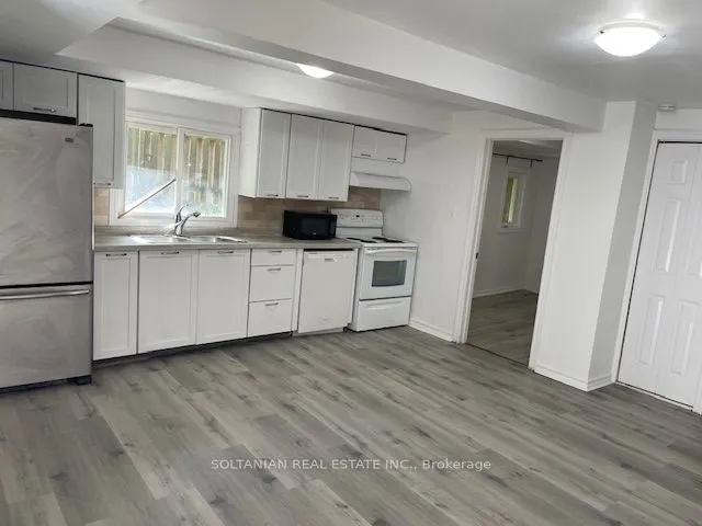 257 Parkwood Avenue