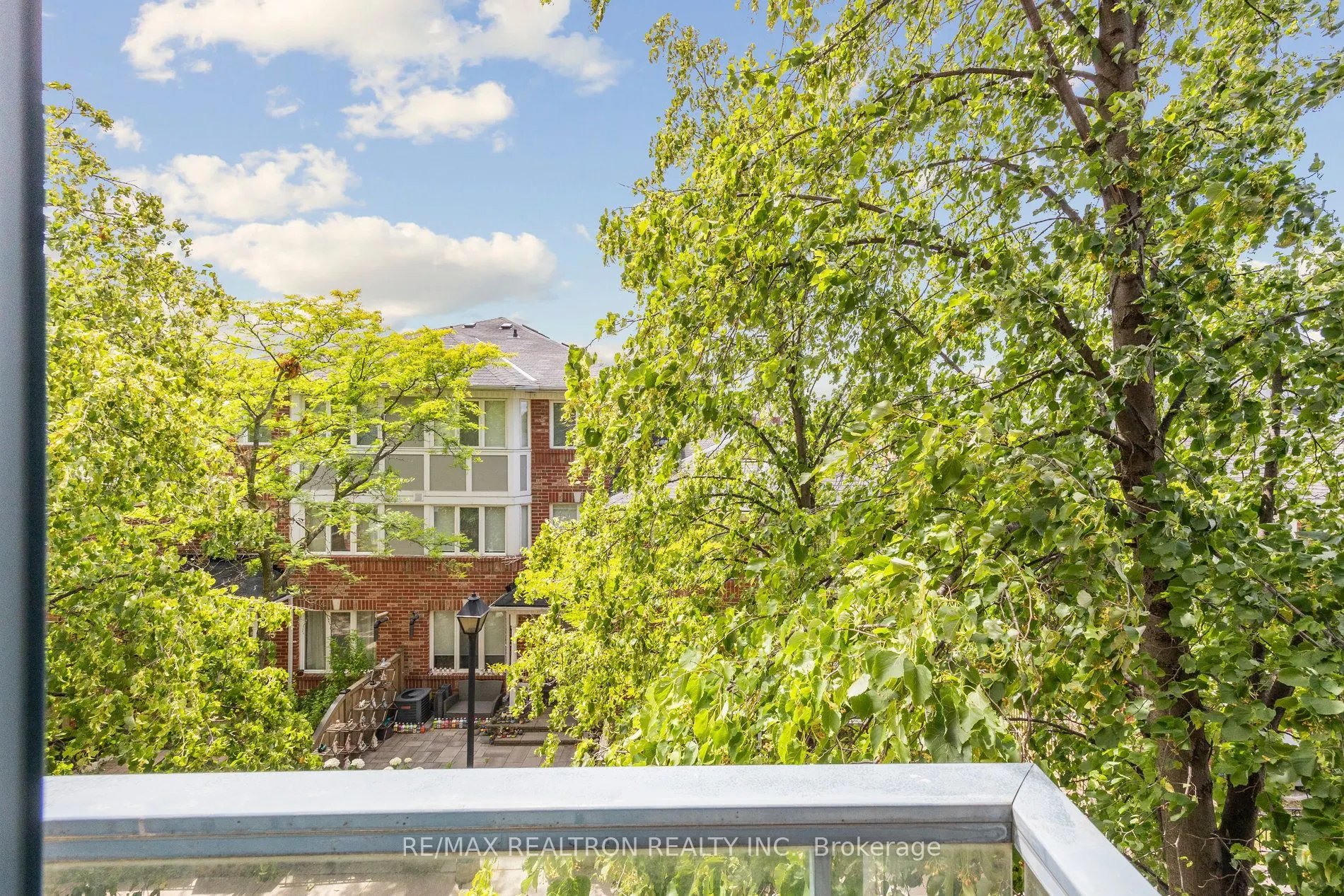 7398 Yonge Street, #317A