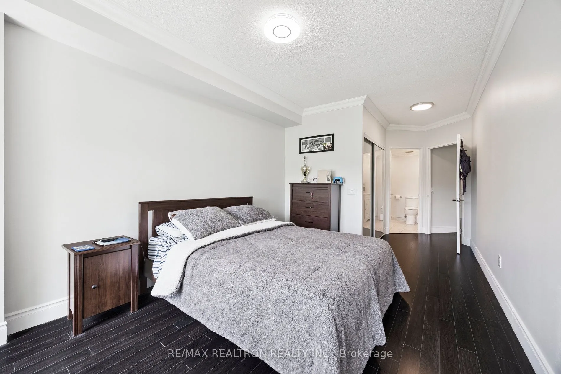 7398 Yonge Street, #317A