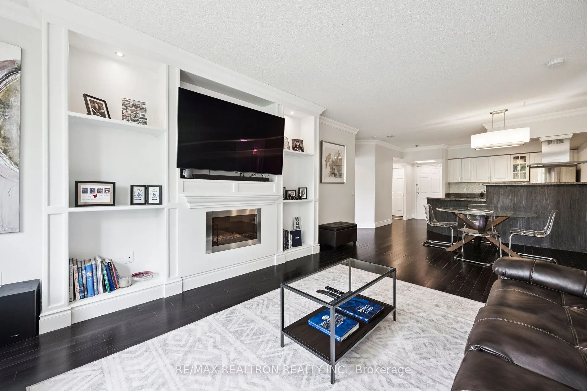 7398 Yonge Street, #317A