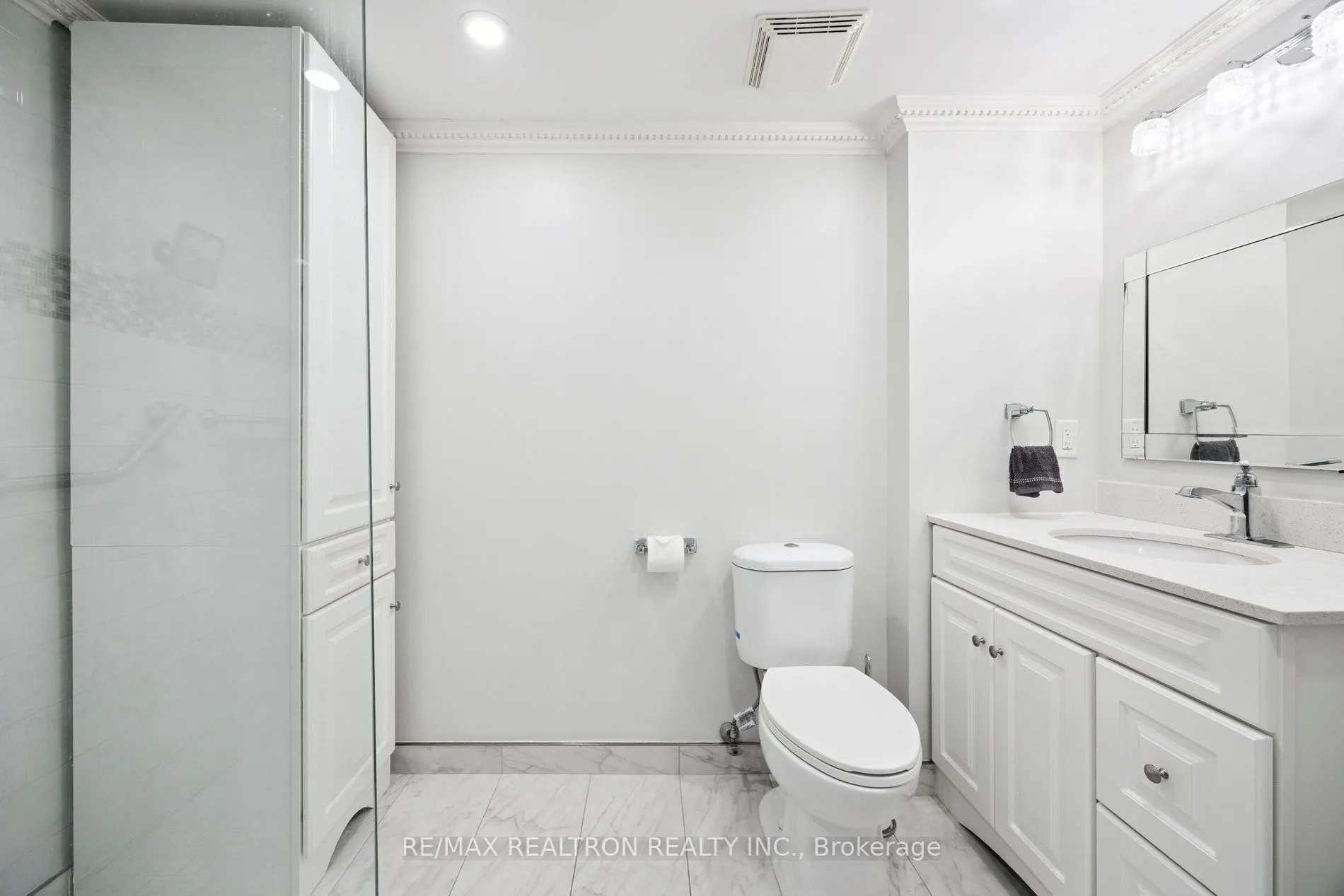 7398 Yonge Street, #317A