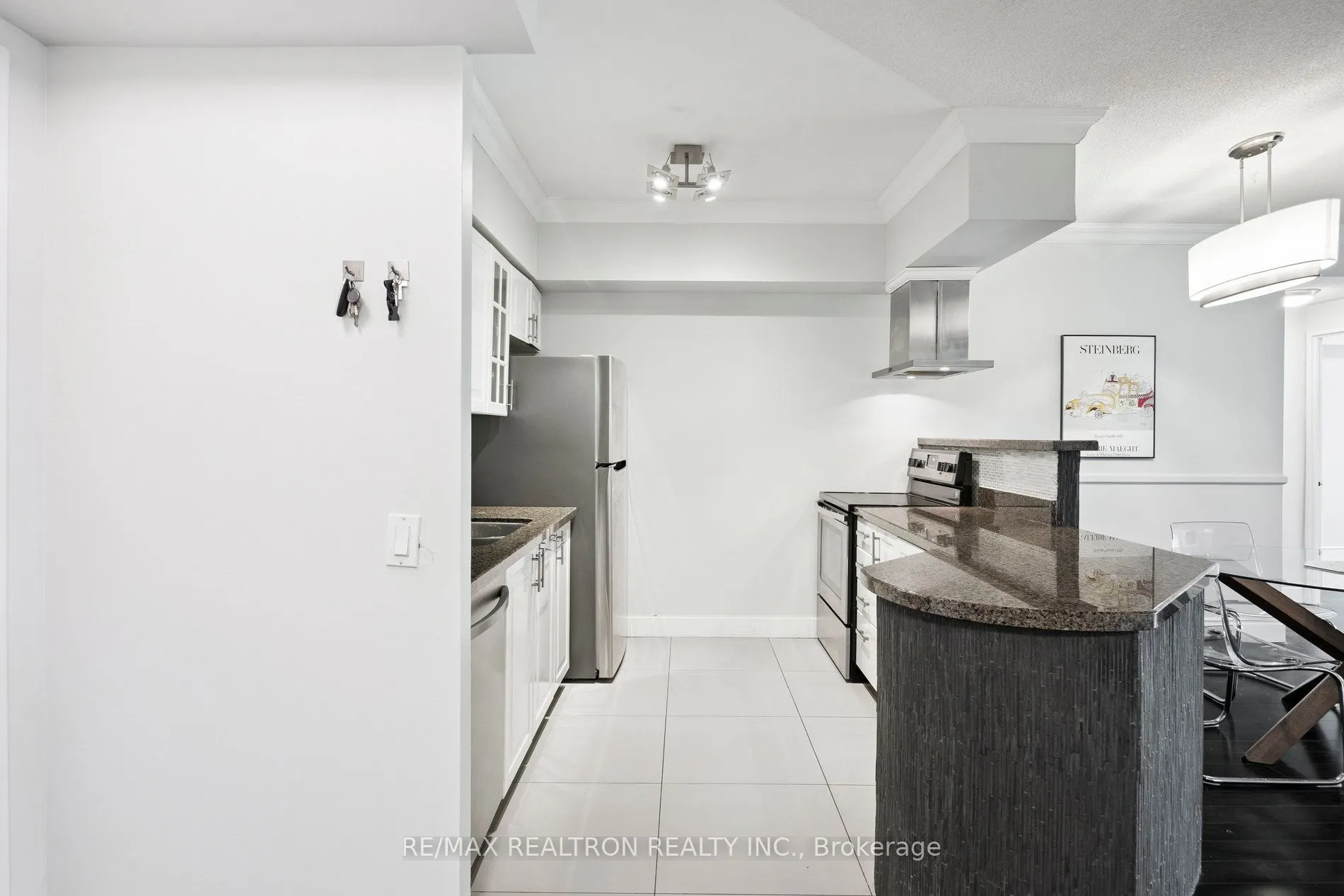 7398 Yonge Street, #317A