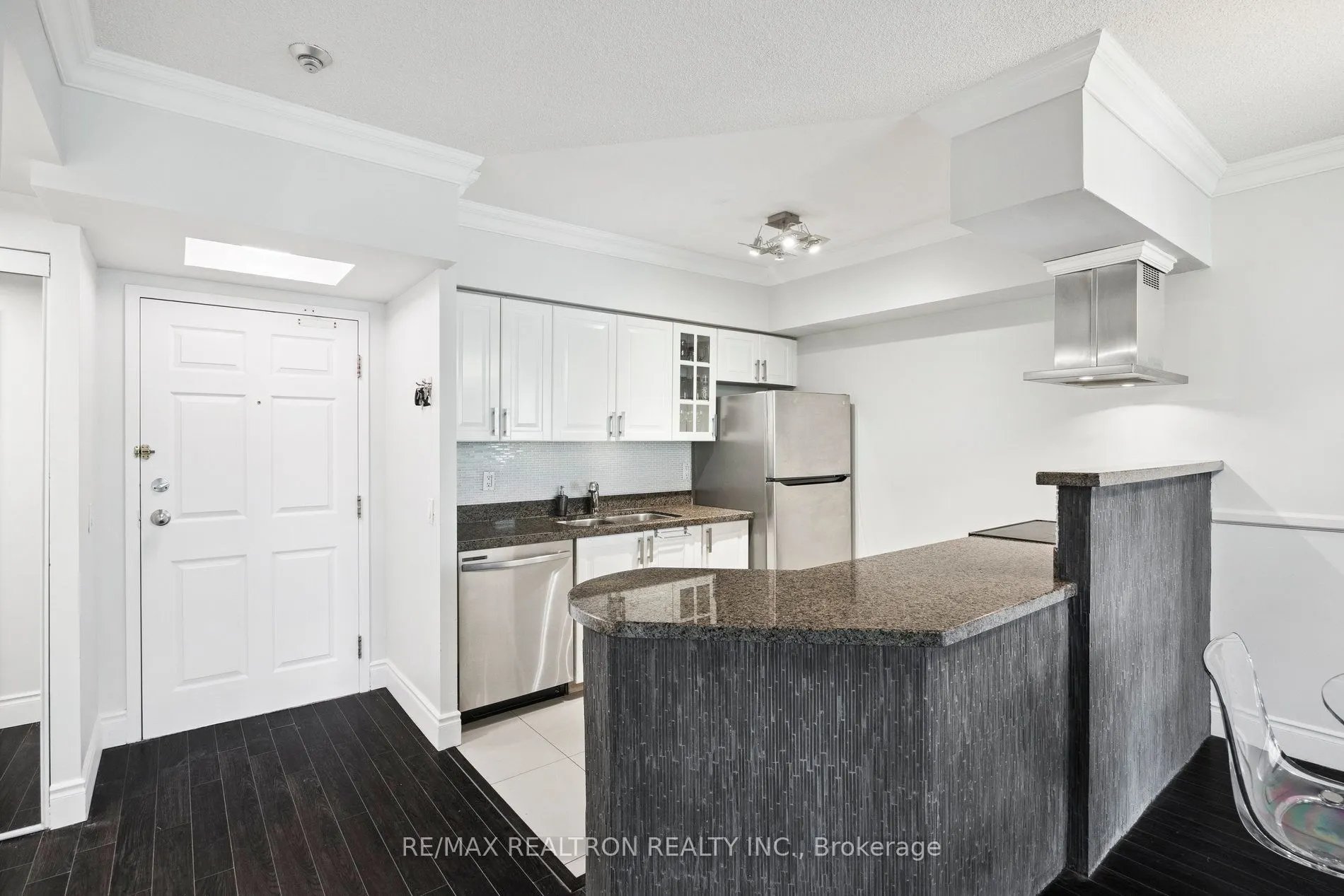 7398 Yonge Street, #317A