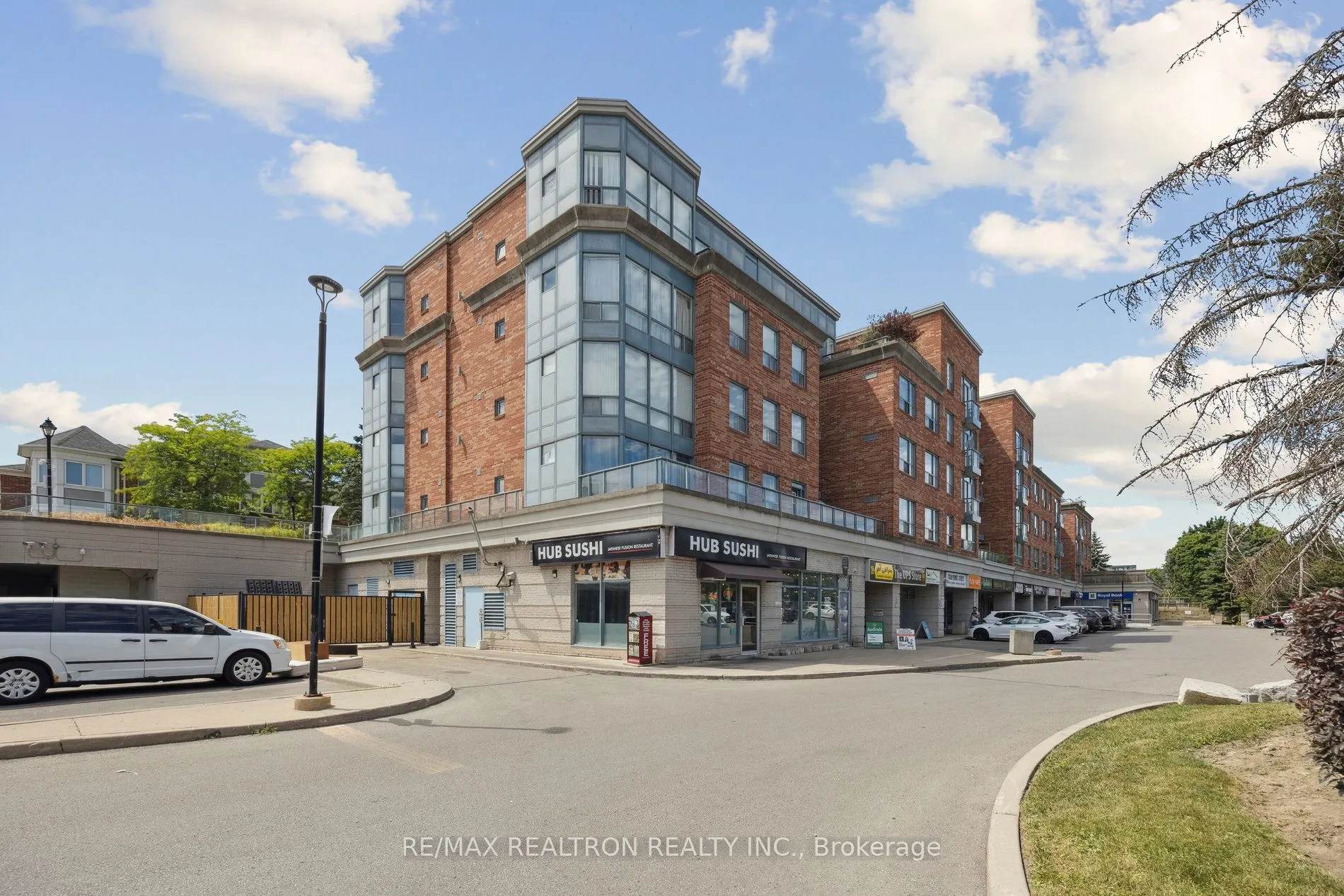7398 Yonge Street, #317A