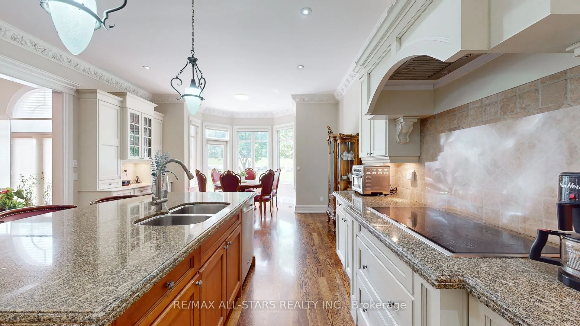 70 Richard Lovat Court