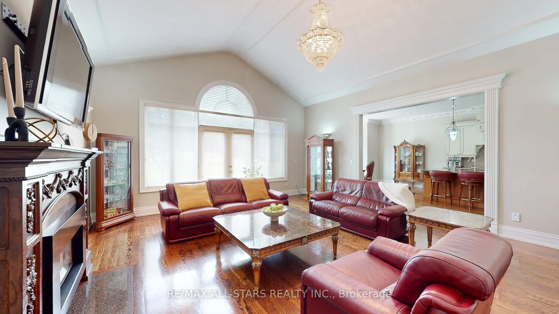 70 Richard Lovat Court