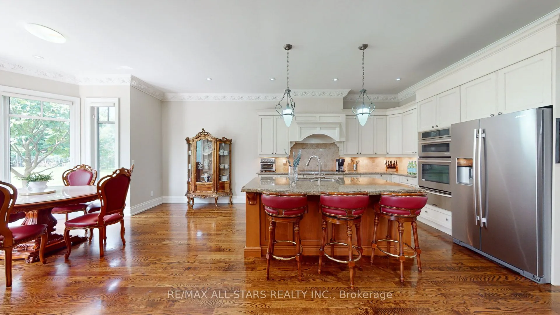 70 Richard Lovat Court