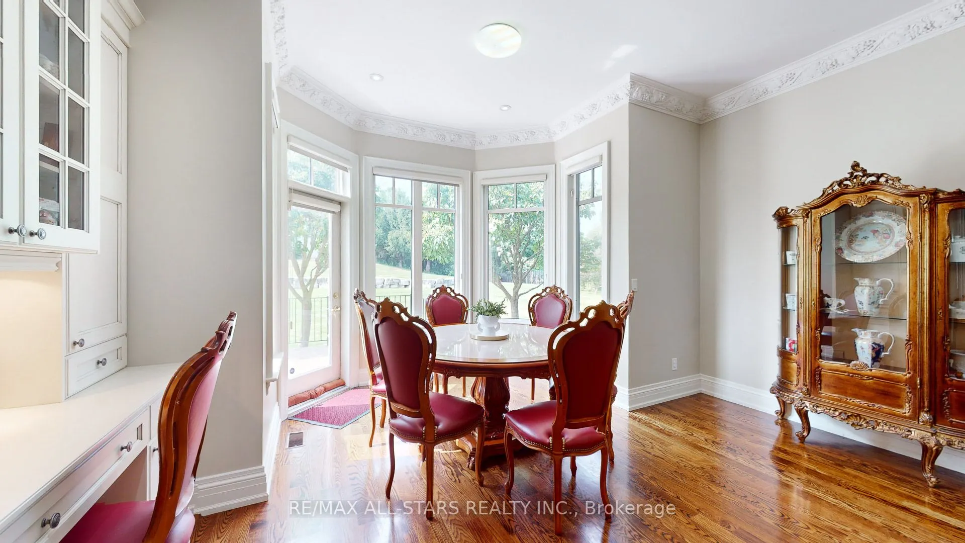 70 Richard Lovat Court