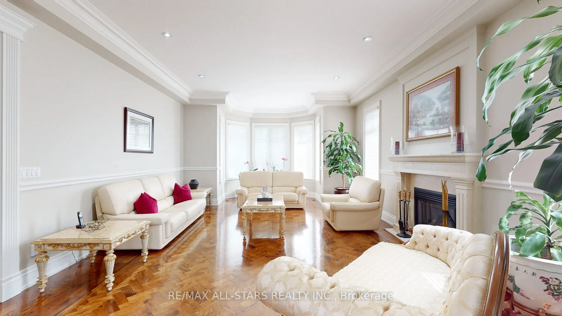 70 Richard Lovat Court