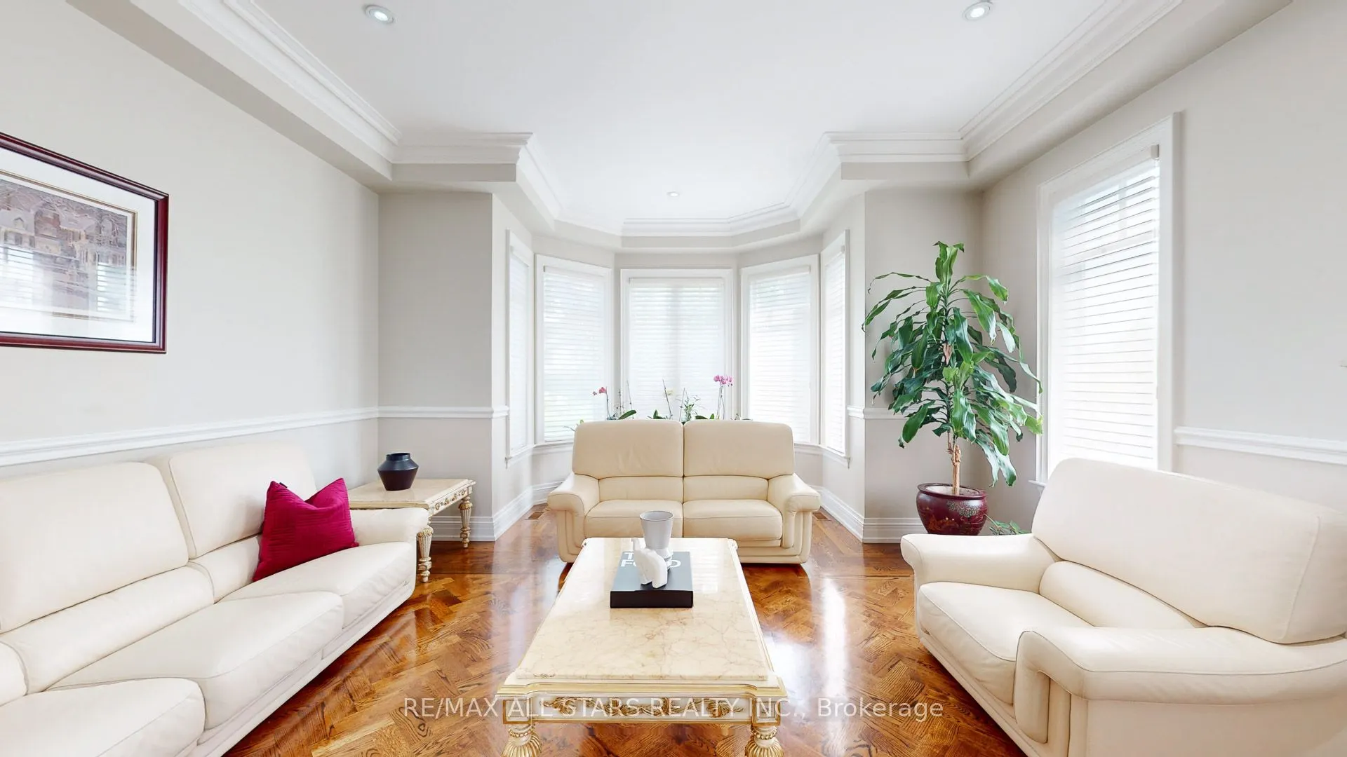 70 Richard Lovat Court