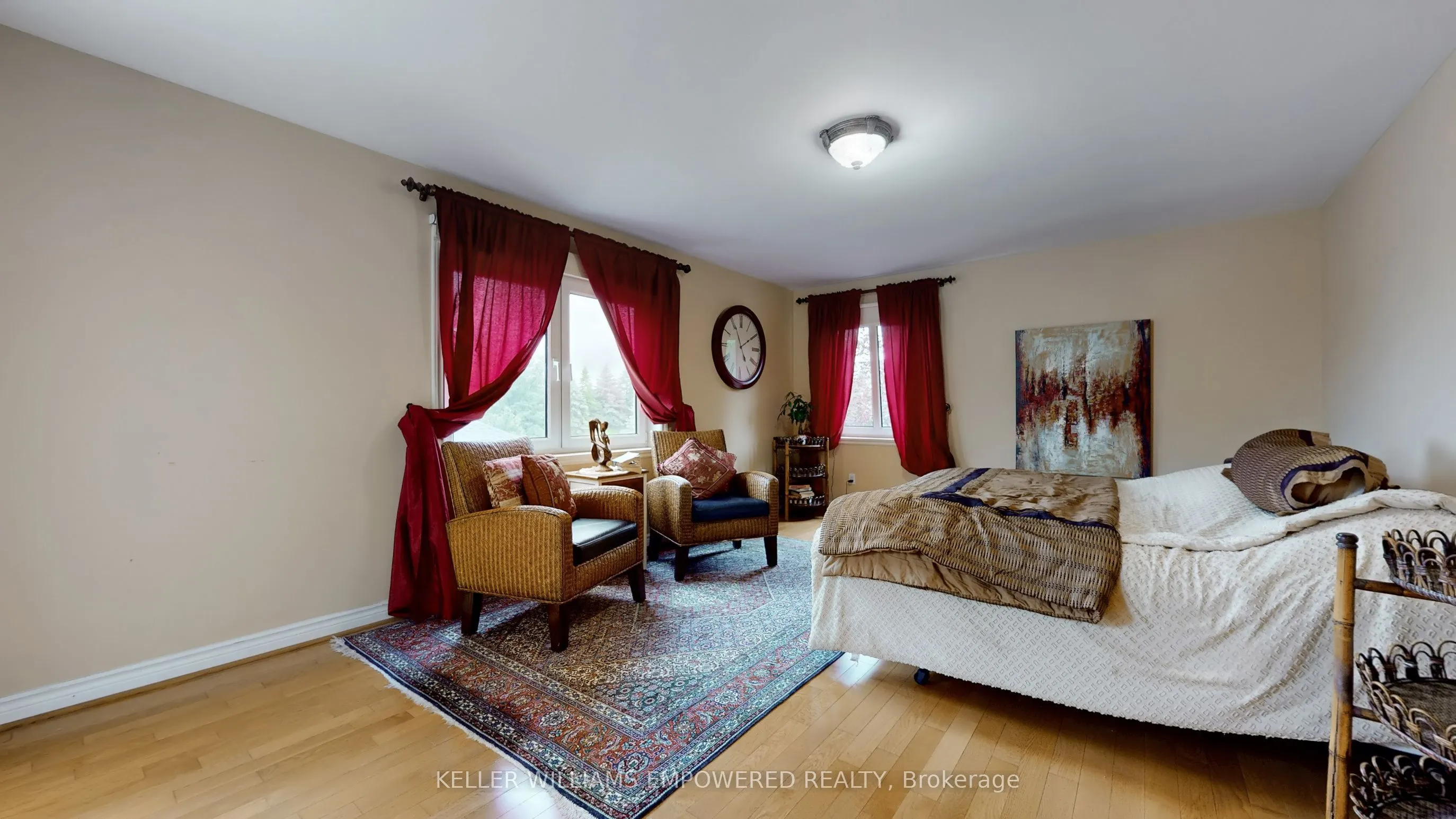 788 Woodland Acres Crescent