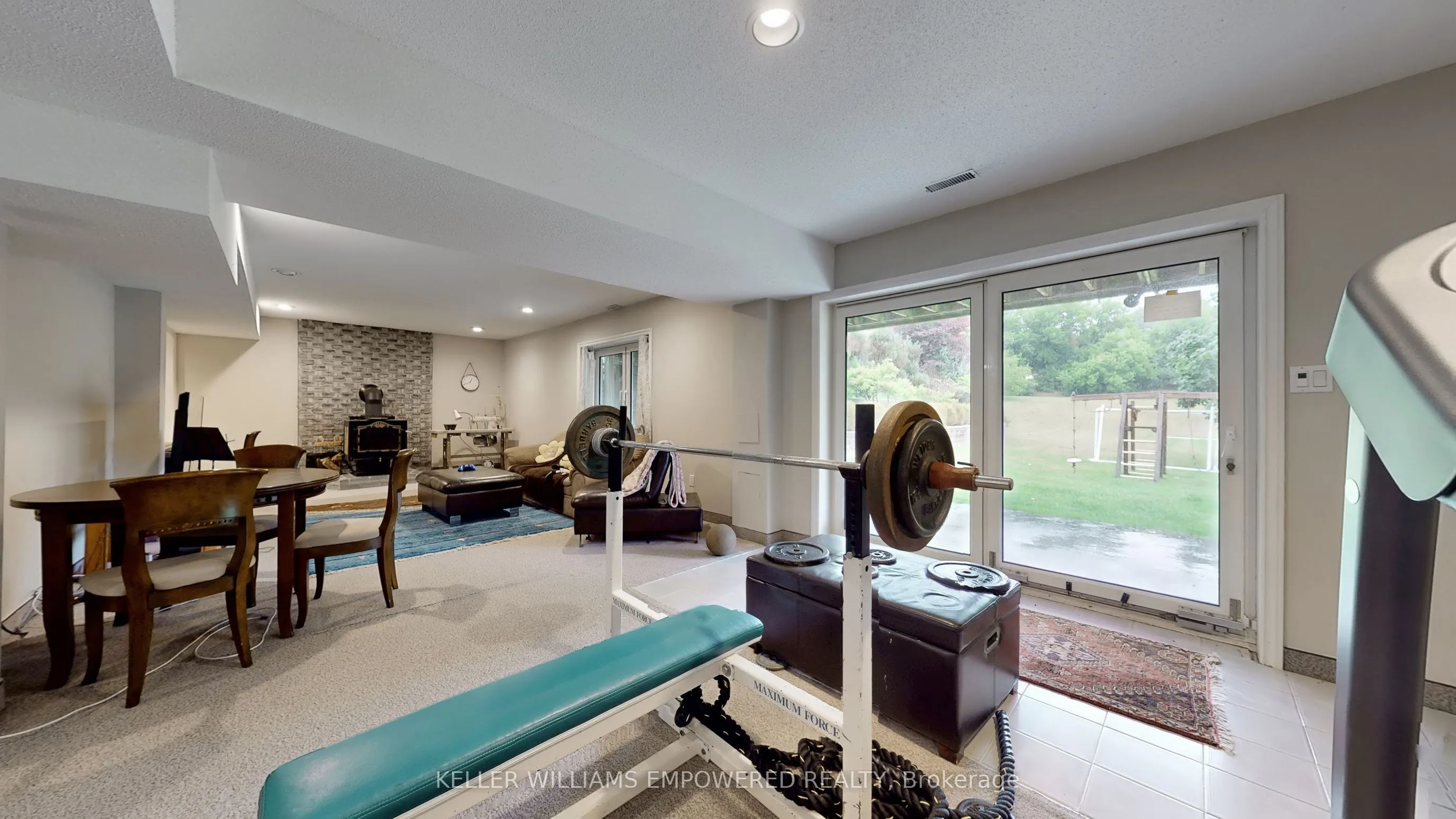 788 Woodland Acres Crescent