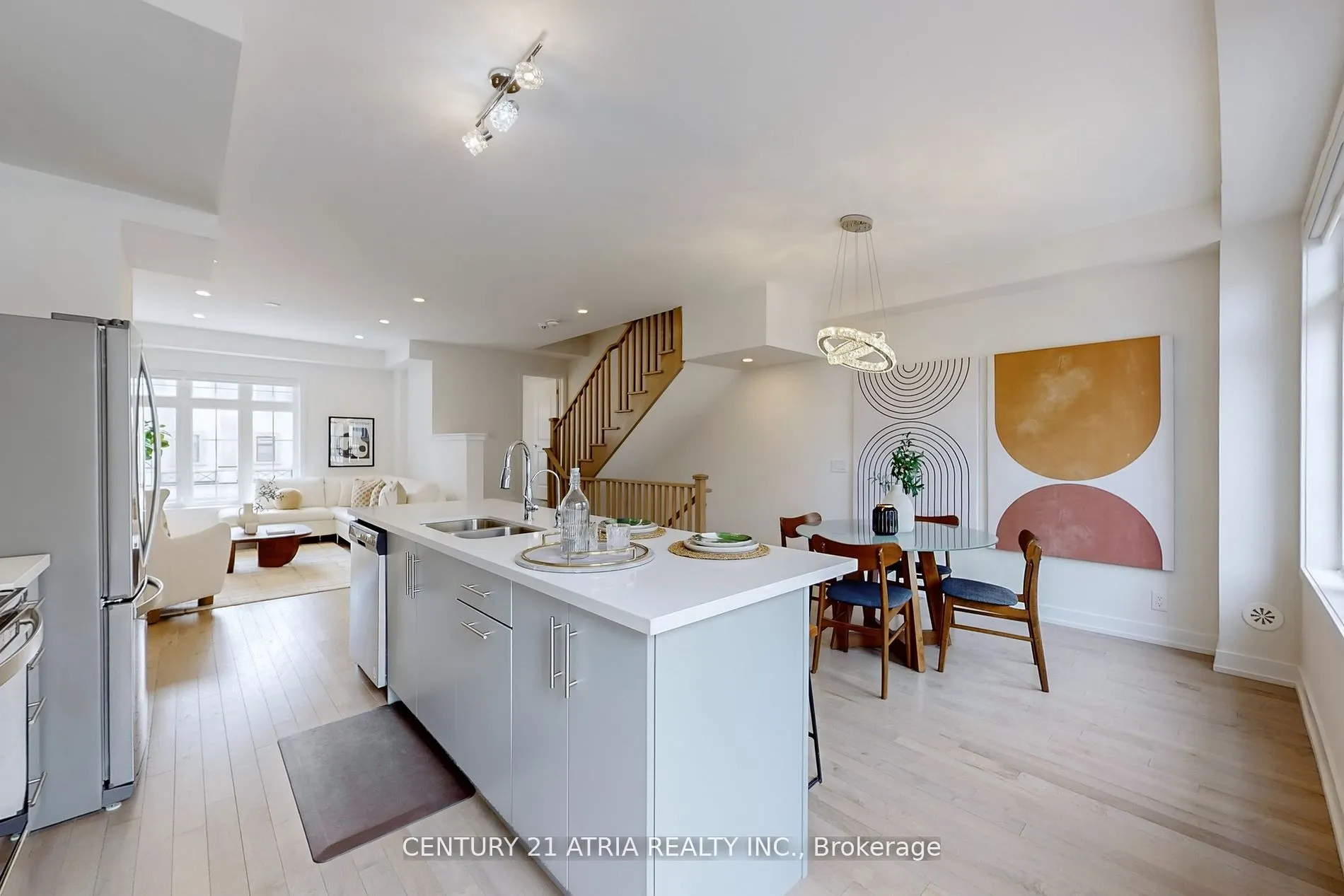 30 Guardhouse Crescent