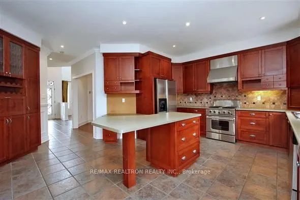 39 Colavita Court
