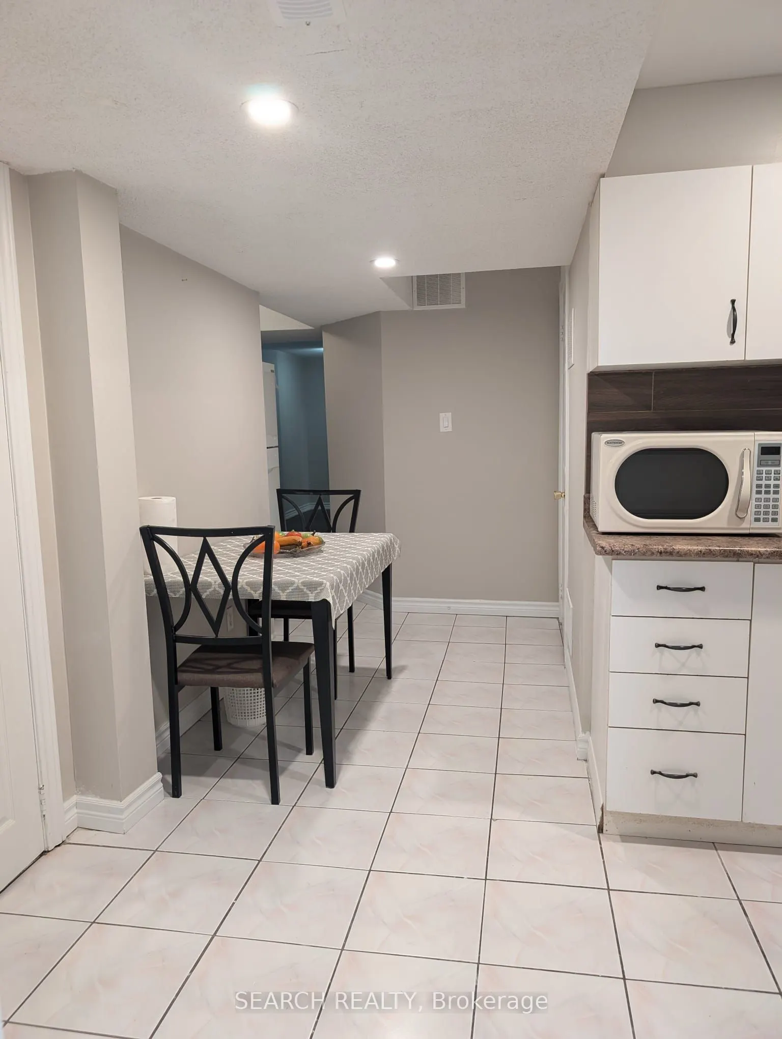 226 St Joan Of Arc Avenue, #Basement