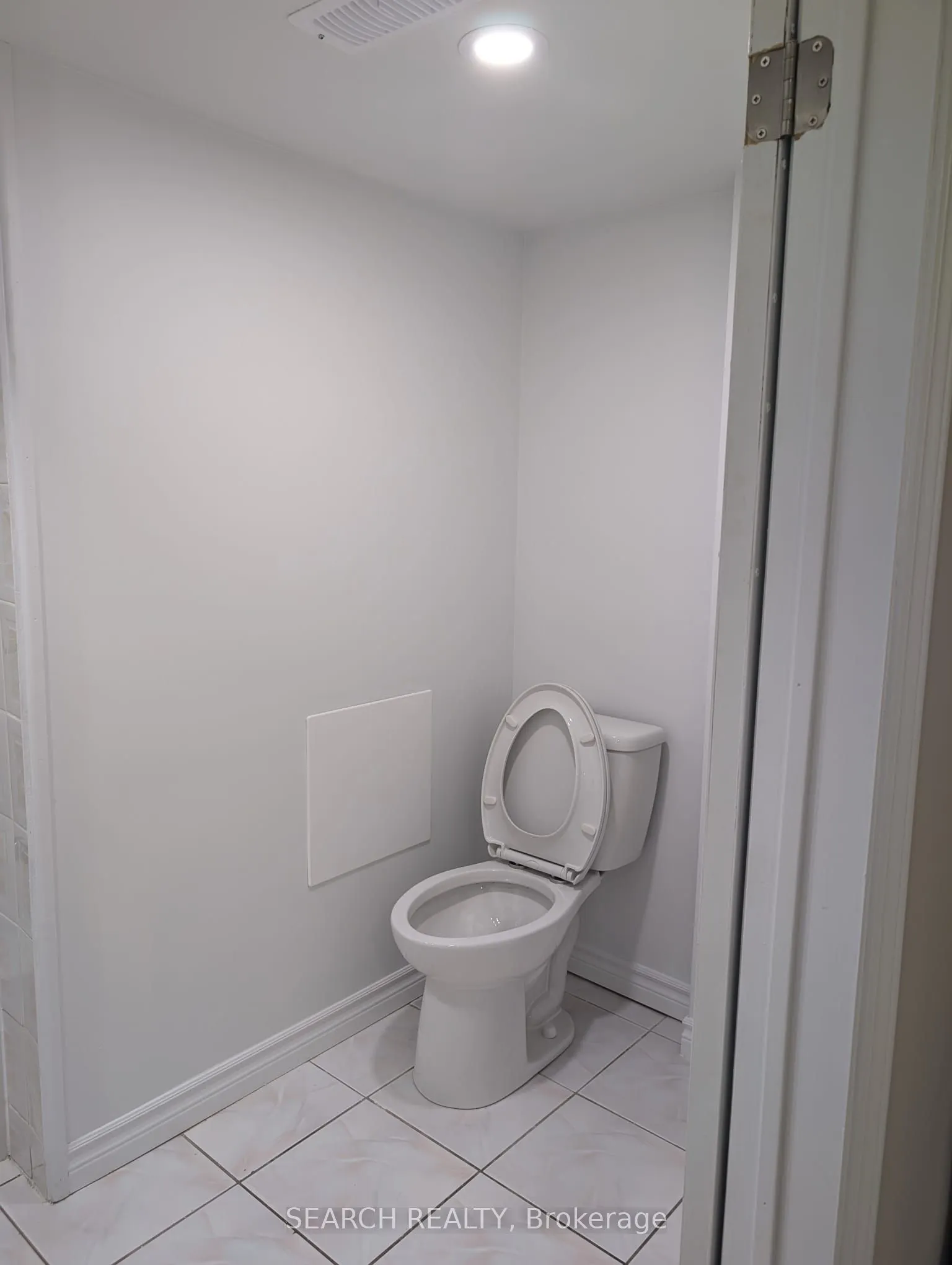 226 St Joan Of Arc Avenue, #Basement