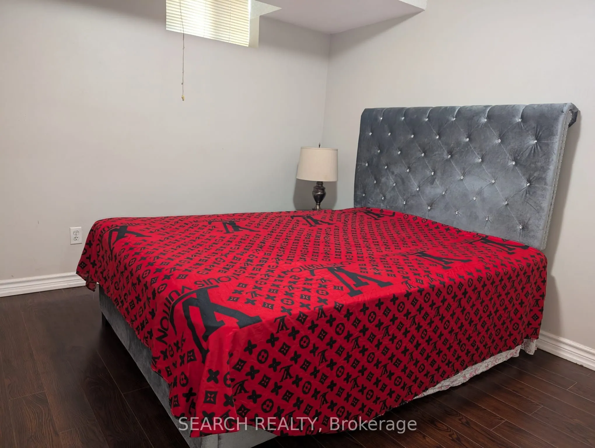 226 St Joan Of Arc Avenue, #Basement