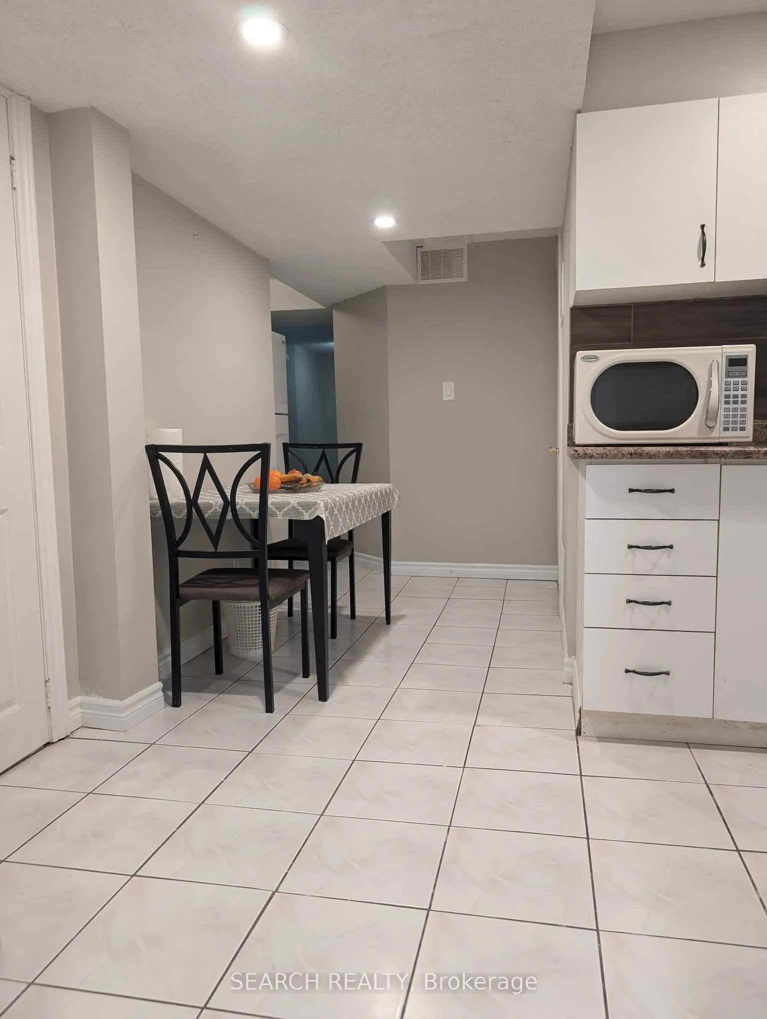 226 St Joan Of Arc Avenue, #Basement
