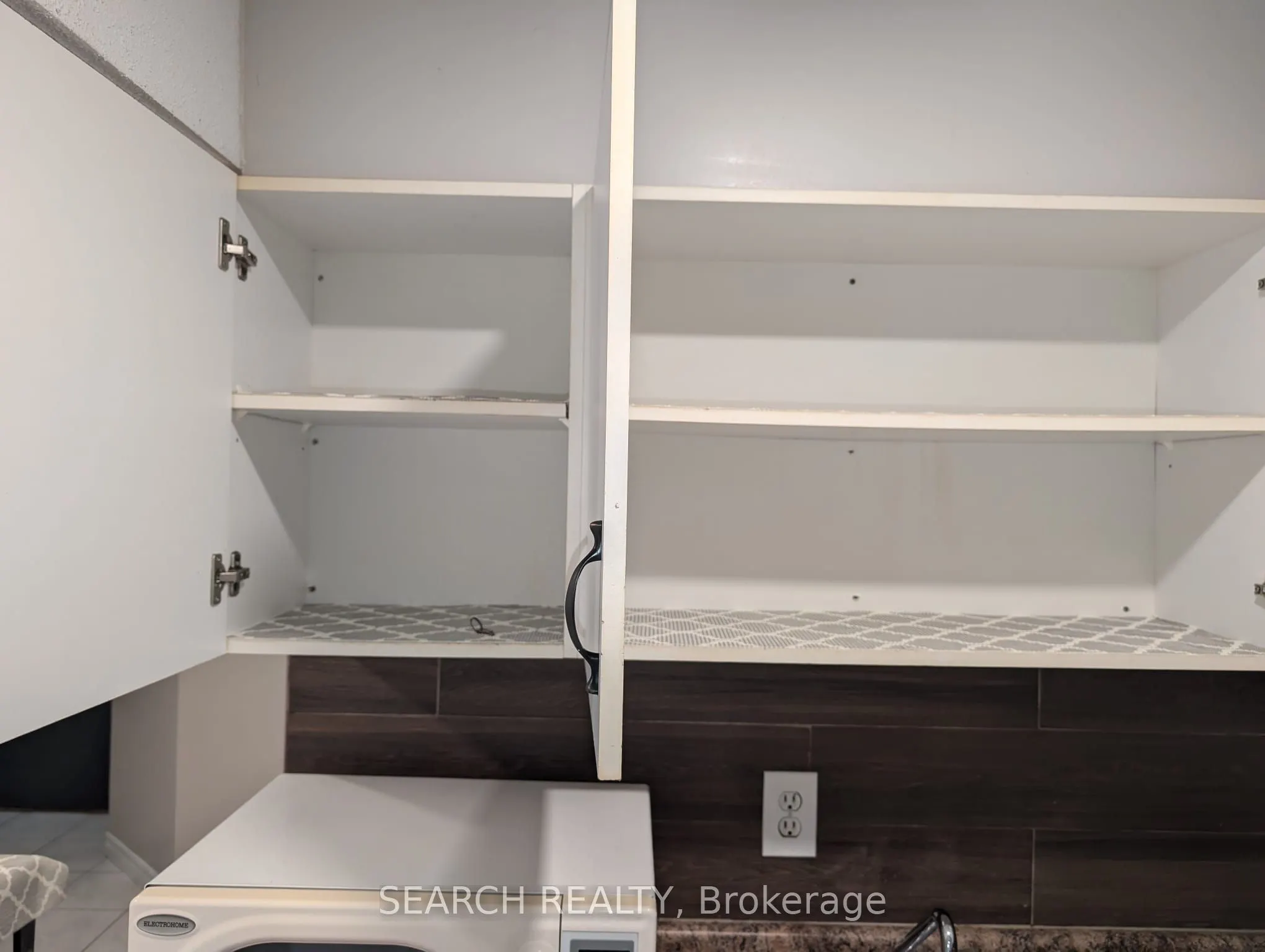 226 St Joan Of Arc Avenue, #Basement