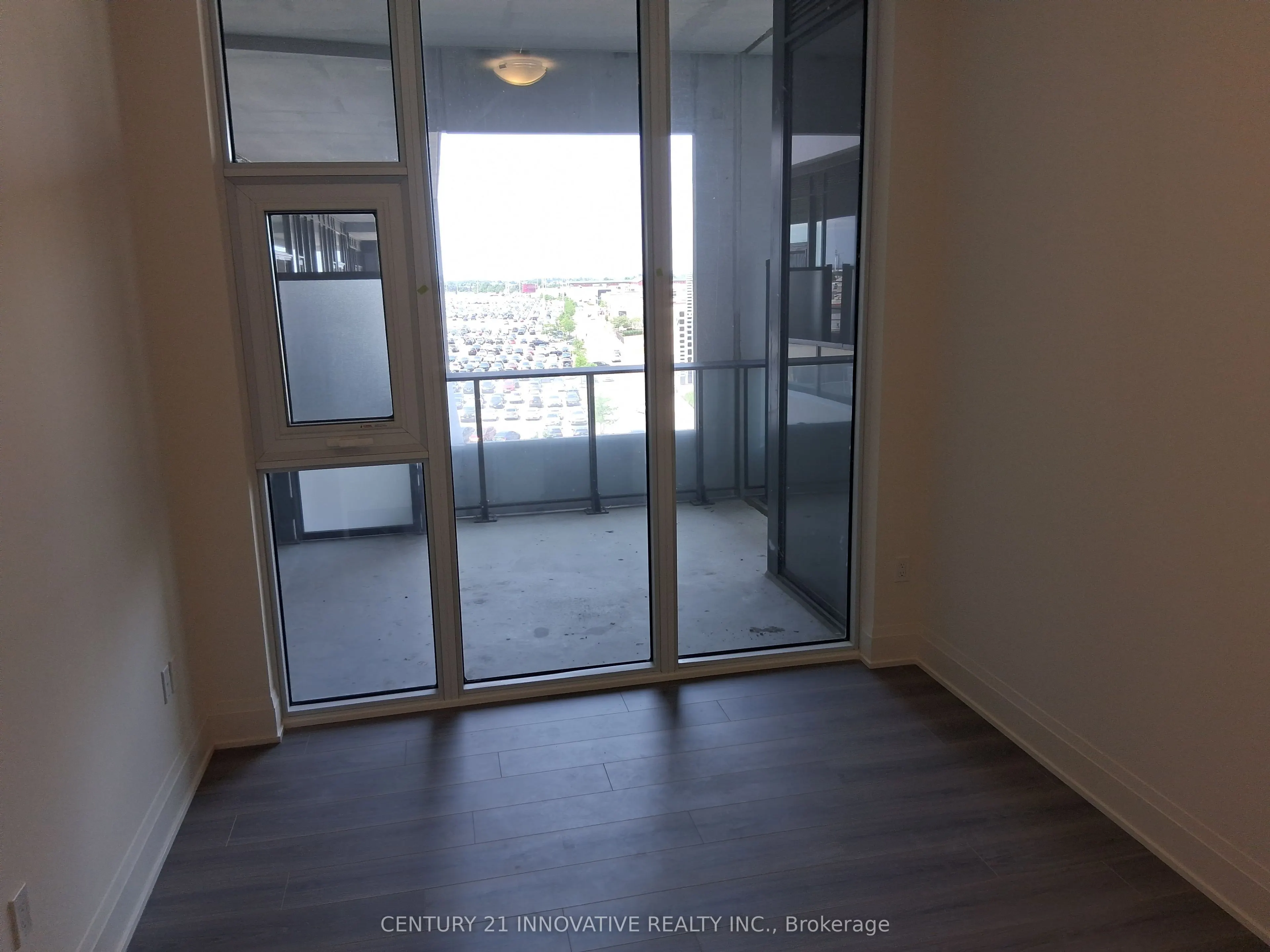 8960 Jane Street, #533